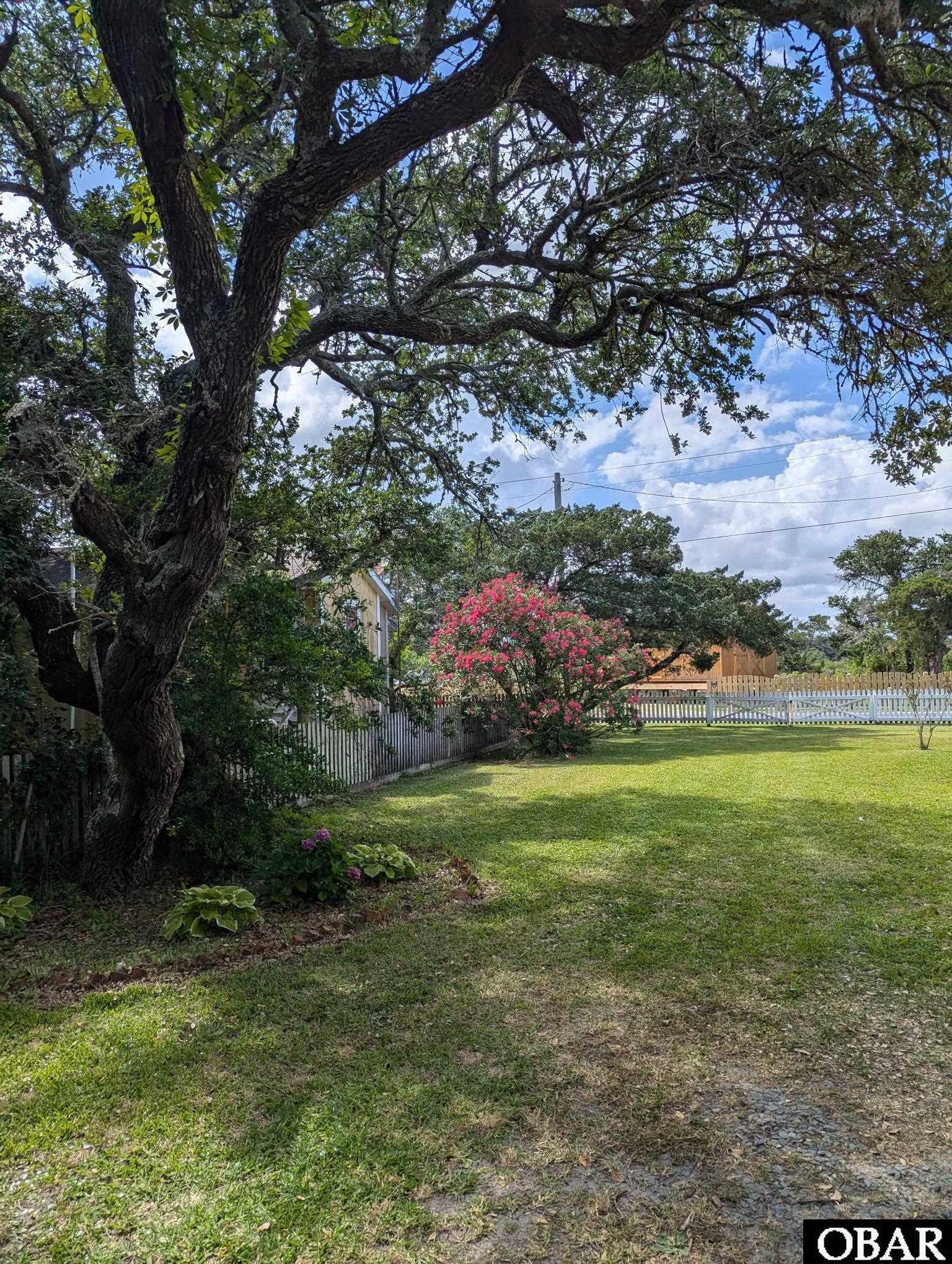 369 Lighthouse Road, Ocracoke, NC 27960, 2 Bedrooms Bedrooms, ,2 BathroomsBathrooms,Residential,For sale,Lighthouse Road,126070