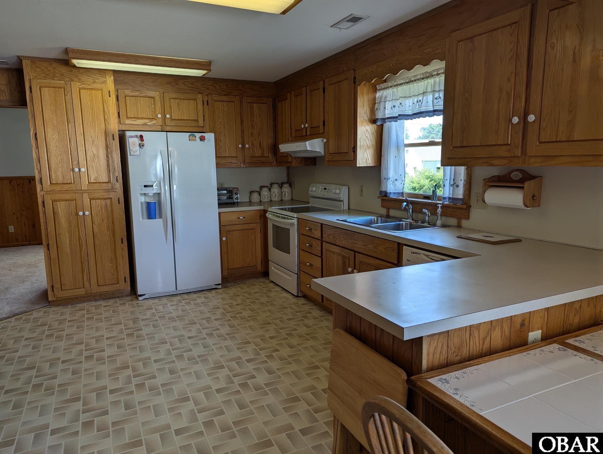 369 Lighthouse Road, Ocracoke, NC 27960, 2 Bedrooms Bedrooms, ,2 BathroomsBathrooms,Residential,For sale,Lighthouse Road,126070