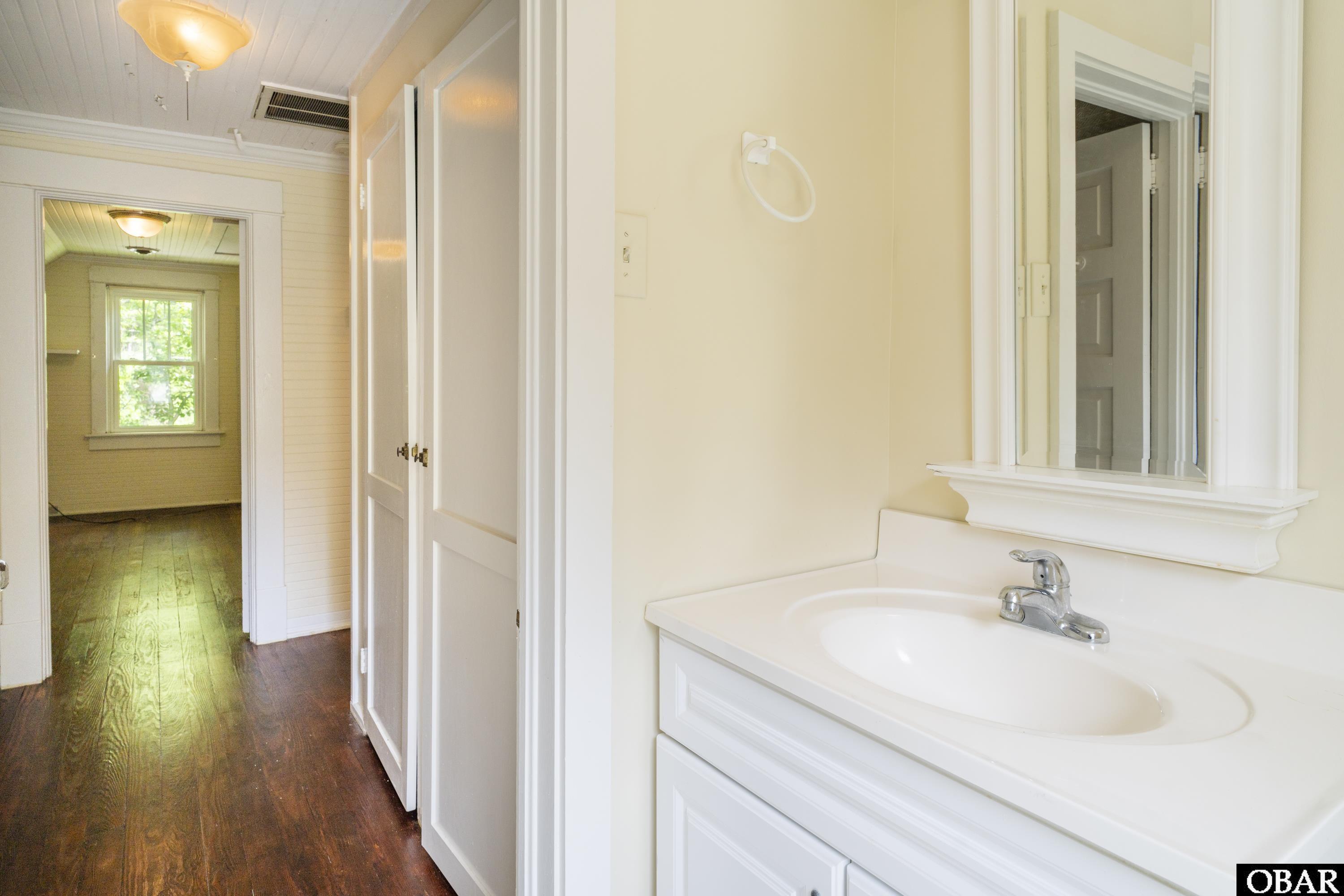 1249 Highway 64/264, Manteo, NC 27954-9049, 4 Bedrooms Bedrooms, ,2 BathroomsBathrooms,Residential,For sale,Highway 64/264,126078