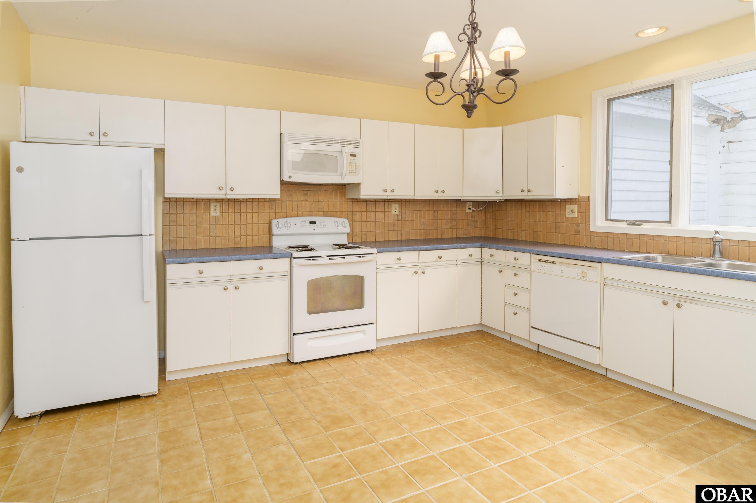 1249 Highway 64/264, Manteo, NC 27954-9049, 4 Bedrooms Bedrooms, ,2 BathroomsBathrooms,Residential,For sale,Highway 64/264,126078