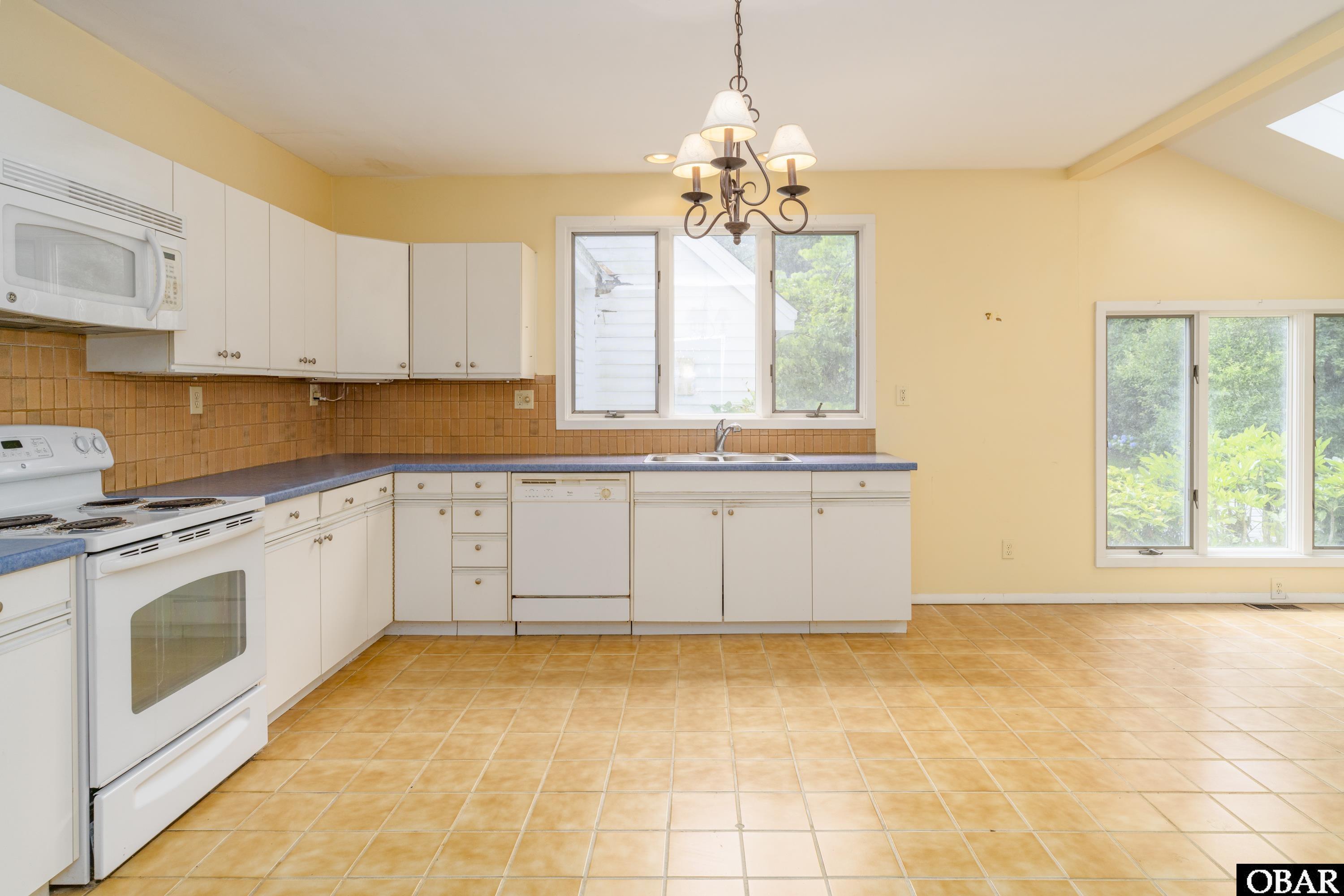 1249 Highway 64/264, Manteo, NC 27954-9049, 4 Bedrooms Bedrooms, ,2 BathroomsBathrooms,Residential,For sale,Highway 64/264,126078