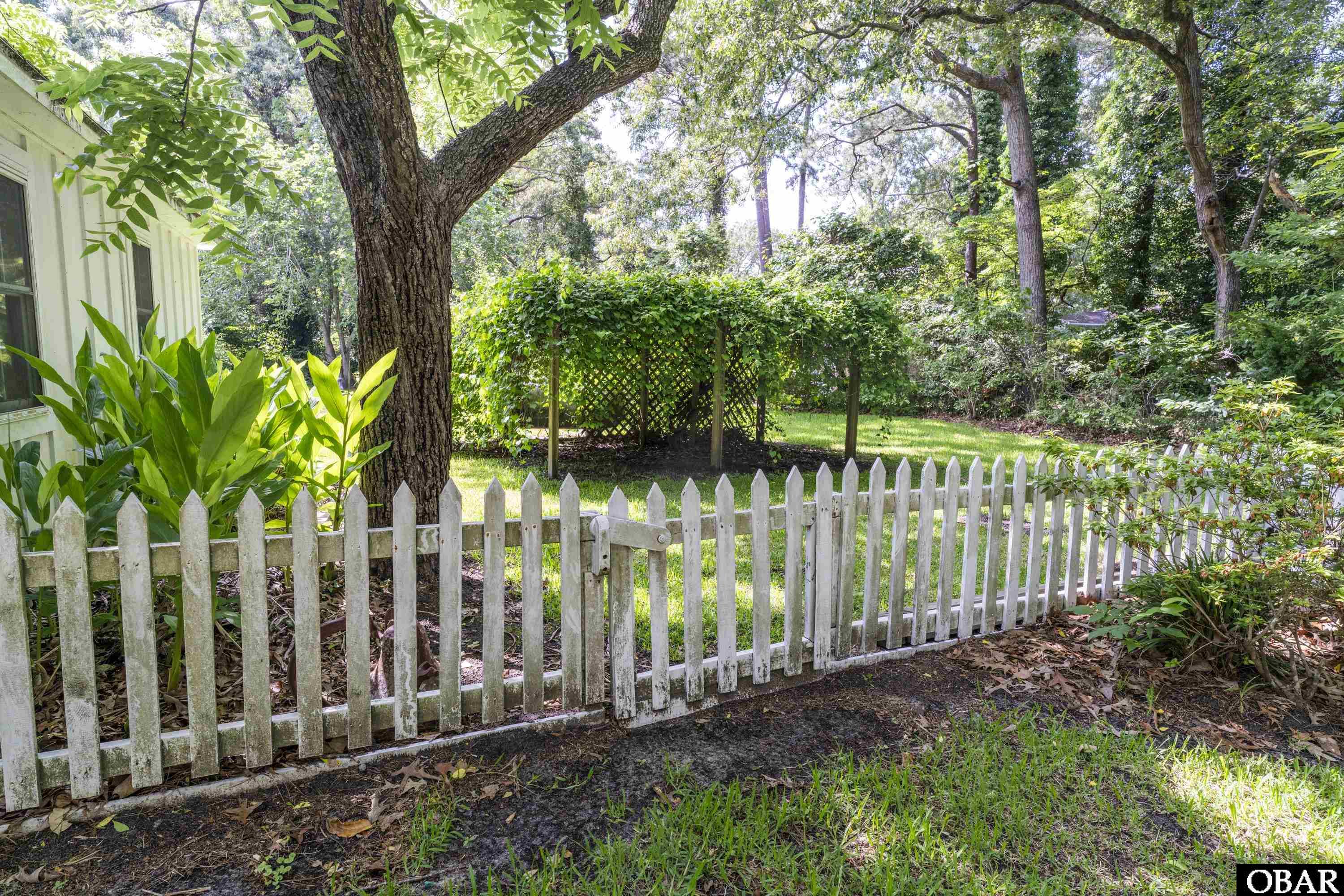 1249 Highway 64/264, Manteo, NC 27954-9049, 4 Bedrooms Bedrooms, ,2 BathroomsBathrooms,Residential,For sale,Highway 64/264,126078
