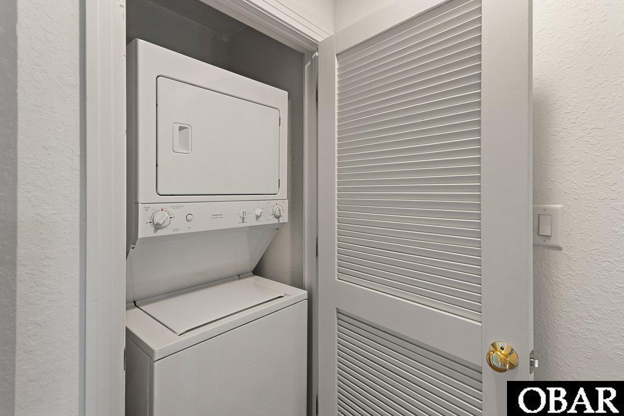 1109-E Cambridge Road, Kill Devil Hills, NC 27948, 2 Bedrooms Bedrooms, ,2 BathroomsBathrooms,Residential,For sale,Cambridge Road,126103