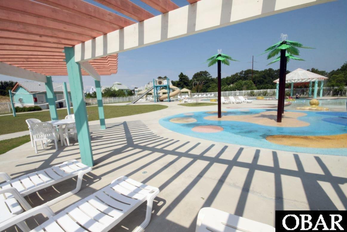 1109-E Cambridge Road, Kill Devil Hills, NC 27948, 2 Bedrooms Bedrooms, ,2 BathroomsBathrooms,Residential,For sale,Cambridge Road,126103