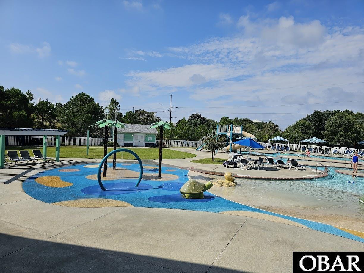 1109-E Cambridge Road, Kill Devil Hills, NC 27948, 2 Bedrooms Bedrooms, ,2 BathroomsBathrooms,Residential,For sale,Cambridge Road,126103