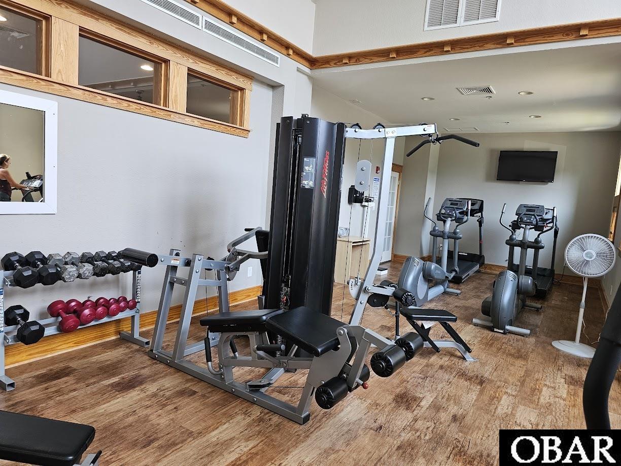 1109-E Cambridge Road, Kill Devil Hills, NC 27948, 2 Bedrooms Bedrooms, ,2 BathroomsBathrooms,Residential,For sale,Cambridge Road,126103