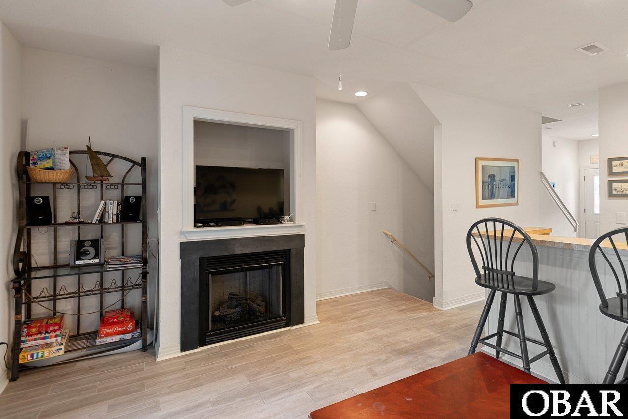 1109-E Cambridge Road, Kill Devil Hills, NC 27948, 2 Bedrooms Bedrooms, ,2 BathroomsBathrooms,Residential,For sale,Cambridge Road,126103