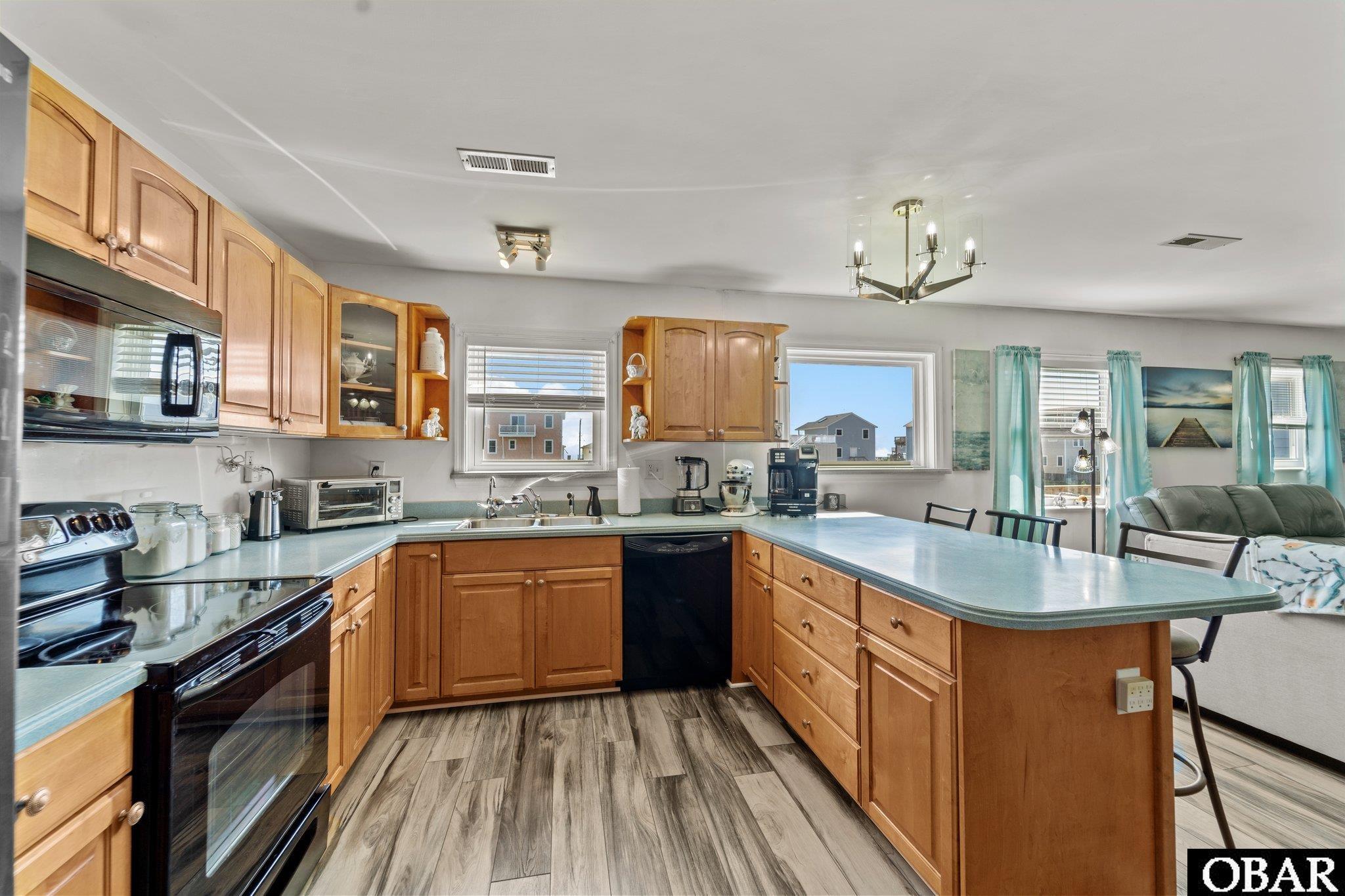 5121 Lindbergh Avenue, Kitty Hawk, NC 27949, 5 Bedrooms Bedrooms, ,4 BathroomsBathrooms,Residential,For sale,Lindbergh Avenue,126104