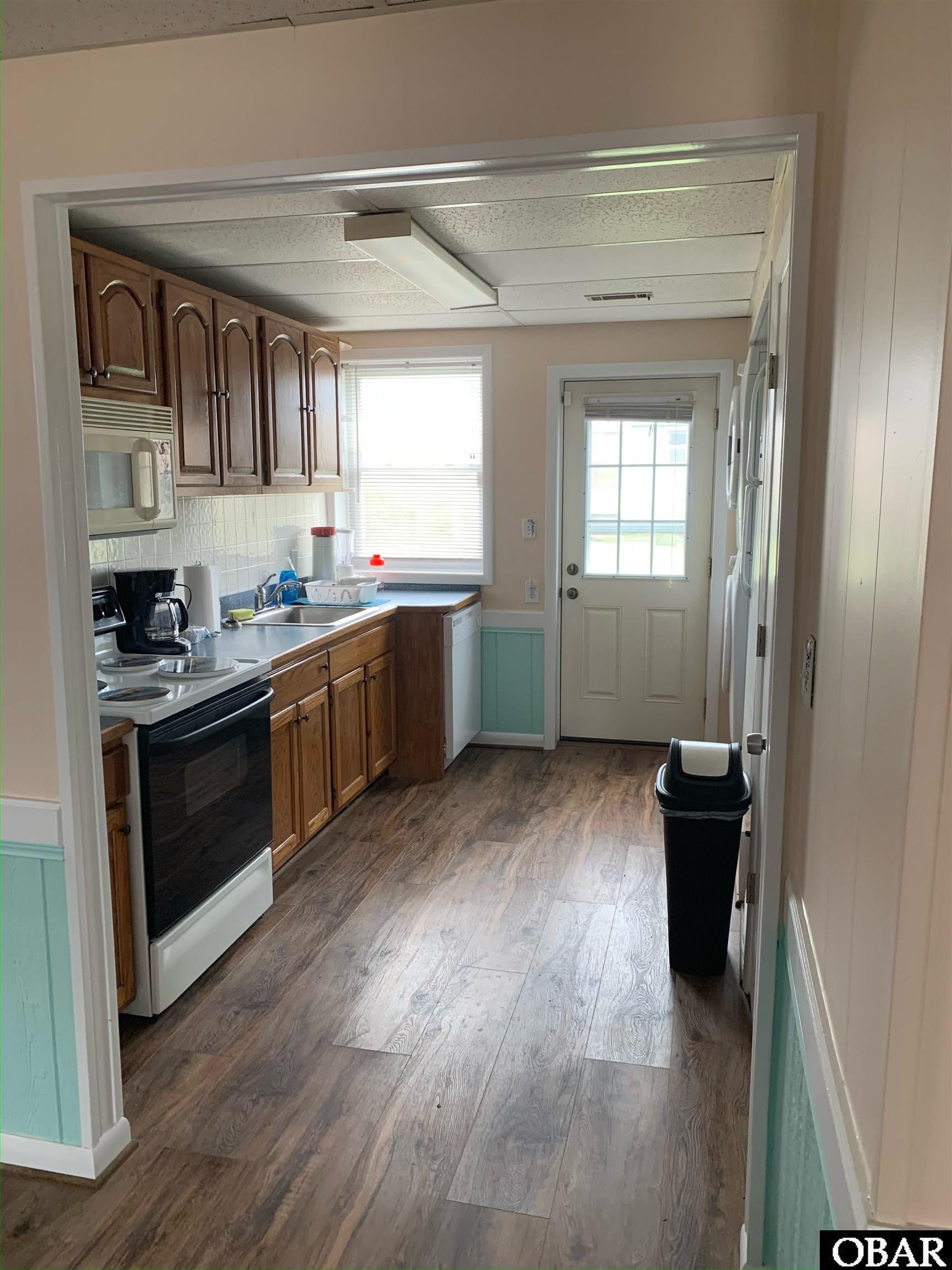 5121 Lindbergh Avenue, Kitty Hawk, NC 27949, 5 Bedrooms Bedrooms, ,4 BathroomsBathrooms,Residential,For sale,Lindbergh Avenue,126104