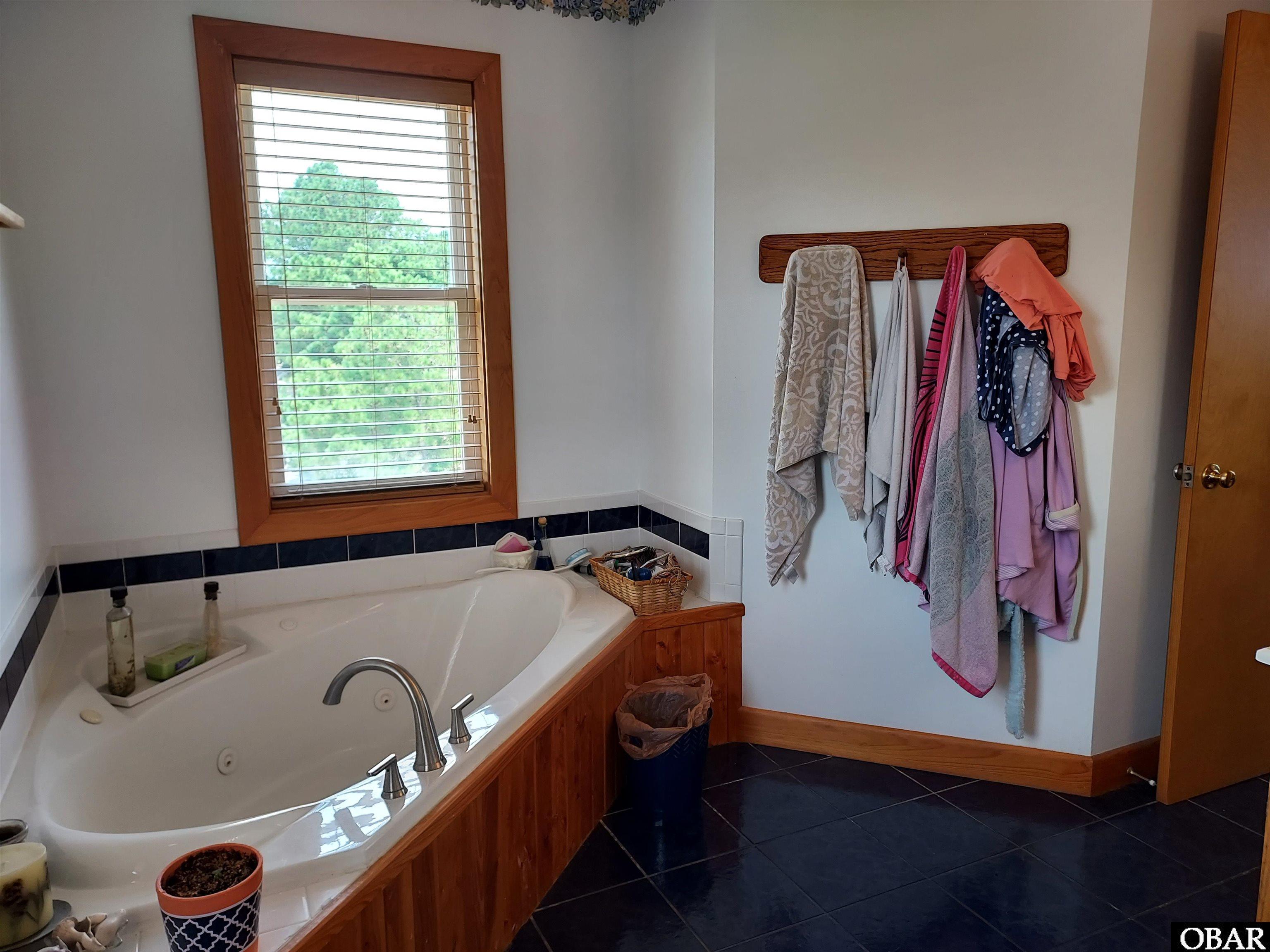 3111 Atlantic View Court, Nags Head, NC 27959, 5 Bedrooms Bedrooms, ,2 BathroomsBathrooms,Residential,For sale,Atlantic View Court,126173