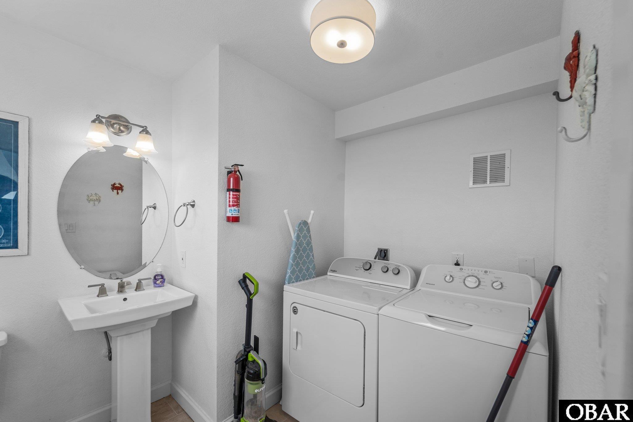 2241 B Sandfiddler Road, Corolla, NC 27927, 5 Bedrooms Bedrooms, ,3 BathroomsBathrooms,Residential,For sale,Sandfiddler Road,126192