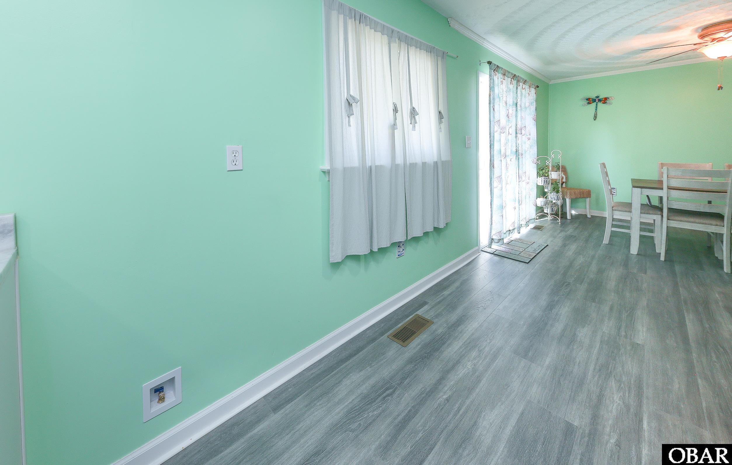 595 Tulls Creek Road, Moyock, NC 27958, 3 Bedrooms Bedrooms, ,2 BathroomsBathrooms,Residential,For sale,Tulls Creek Road,126279