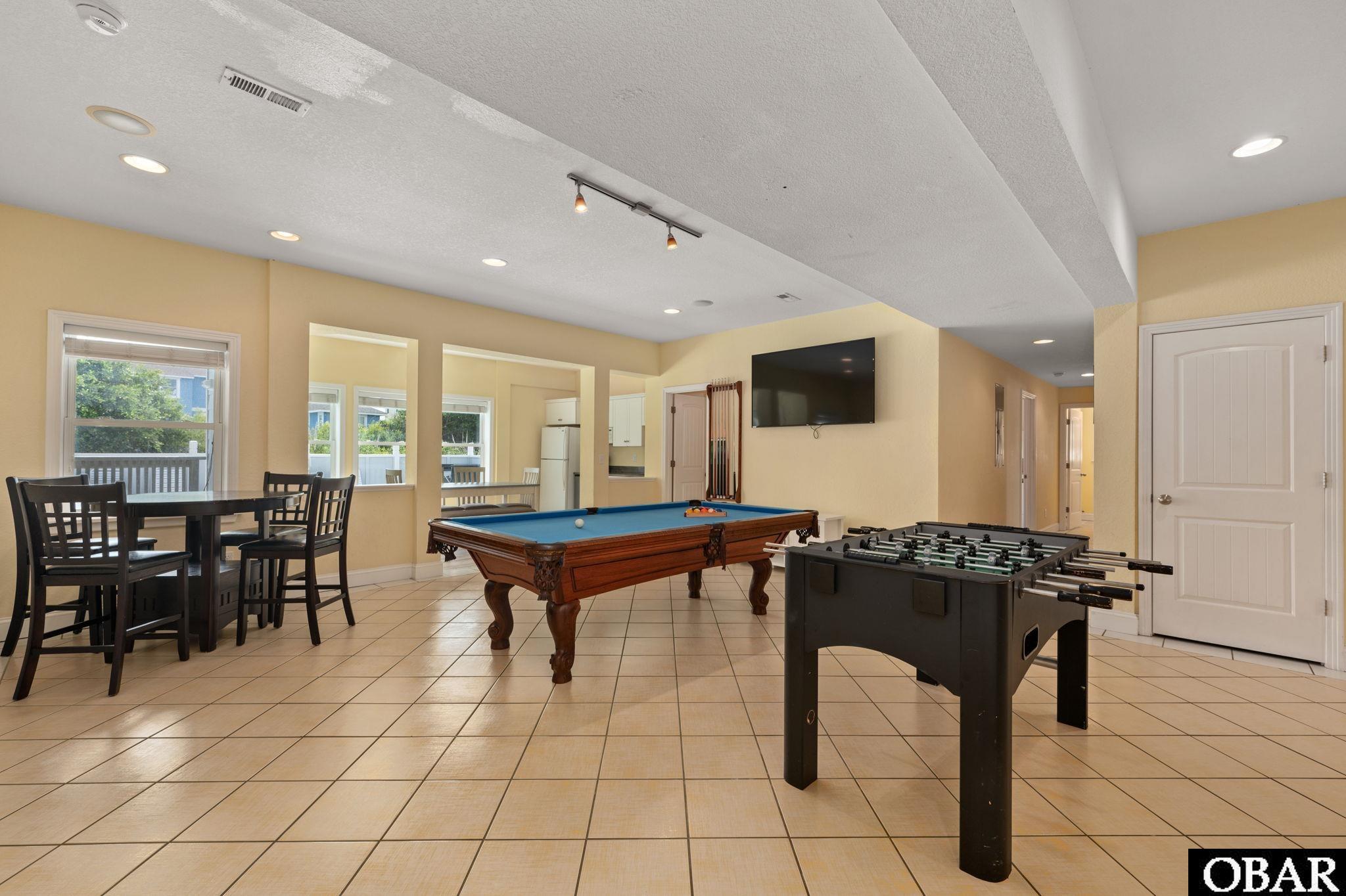 887 Whalehead Drive, Corolla, NC 27927, 10 Bedrooms Bedrooms, ,10 BathroomsBathrooms,Residential,For sale,Whalehead Drive,126291