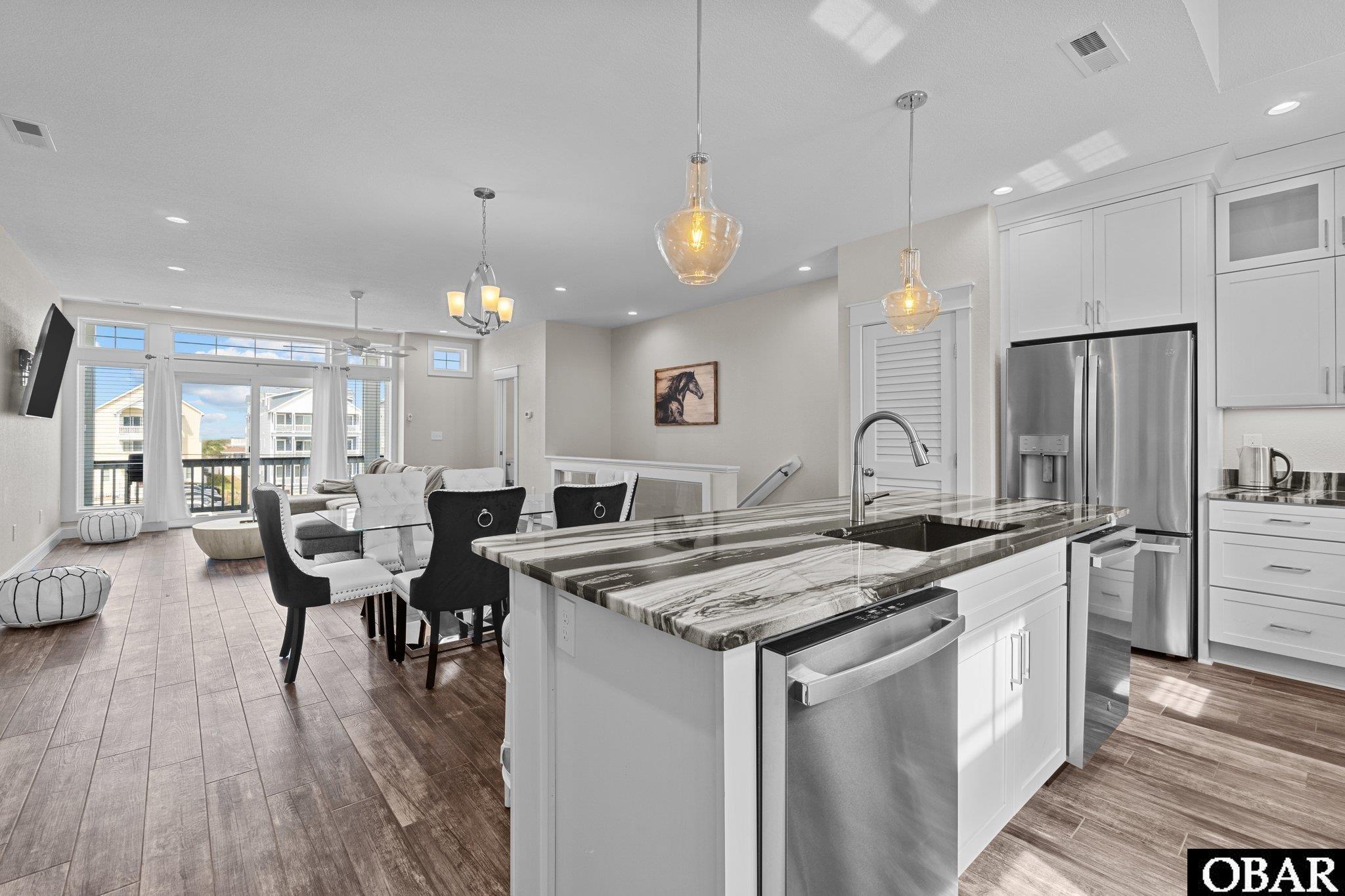 902 Virginia Dare Trail, Kill Devil Hills, NC 27948, 2 Bedrooms Bedrooms, ,2 BathroomsBathrooms,Residential,For sale,Virginia Dare Trail,126299