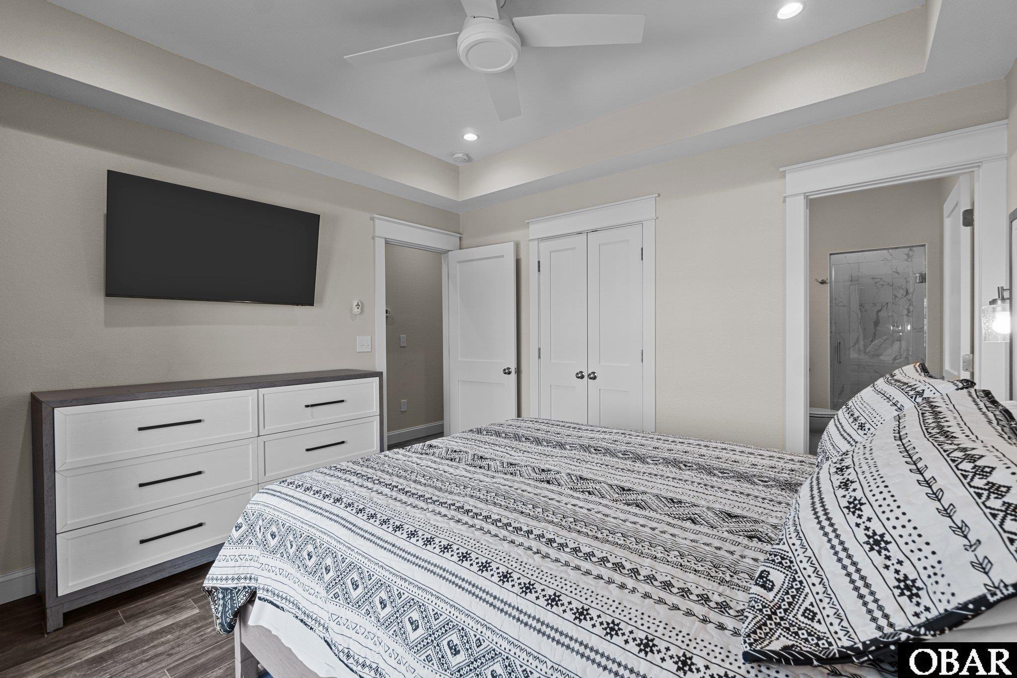 902 Virginia Dare Trail, Kill Devil Hills, NC 27948, 2 Bedrooms Bedrooms, ,2 BathroomsBathrooms,Residential,For sale,Virginia Dare Trail,126299