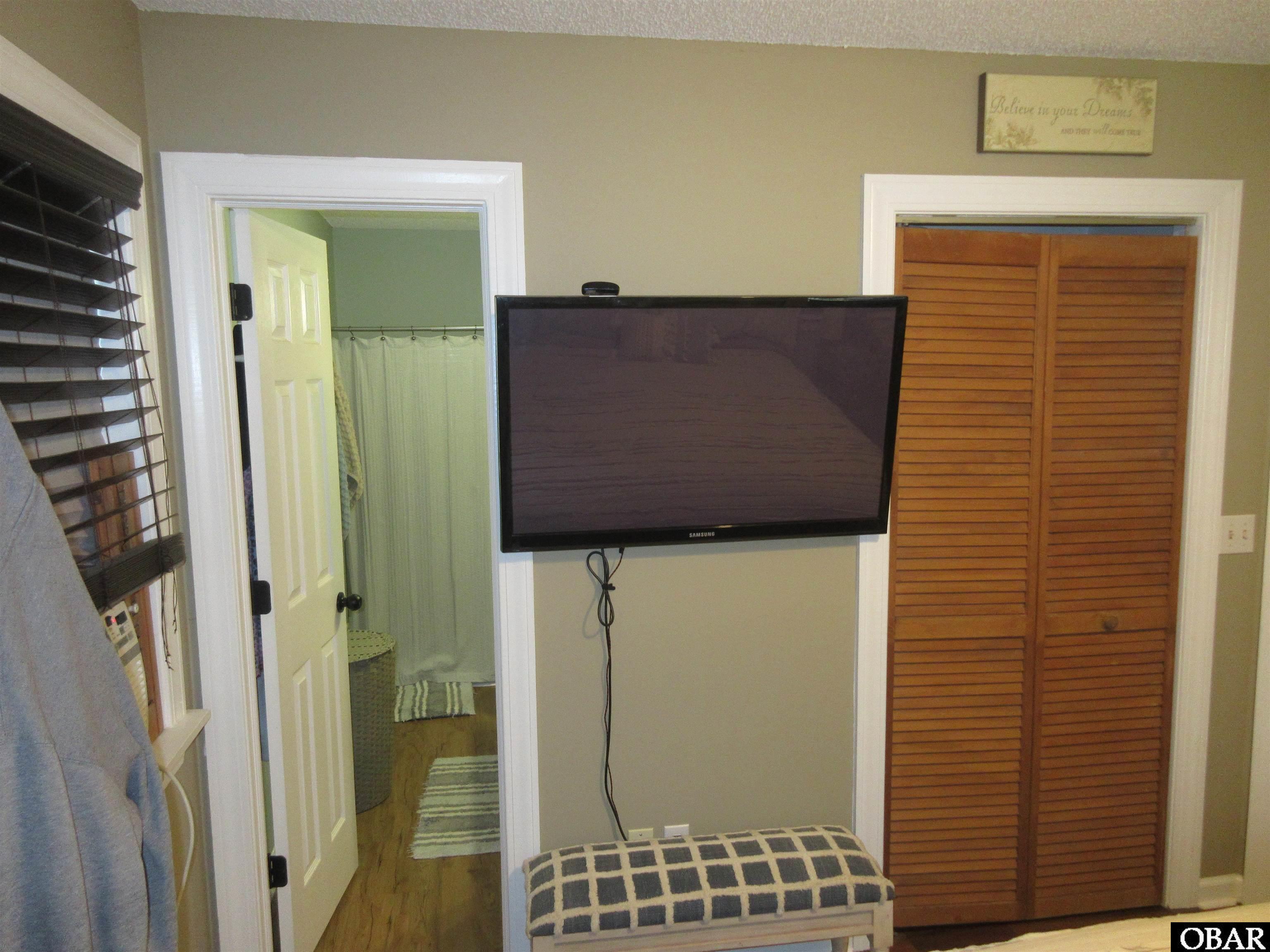 202 Lost Colony Drive, Nags Head, NC 27959, 3 Bedrooms Bedrooms, ,2 BathroomsBathrooms,Residential,For sale,Lost Colony Drive,126301