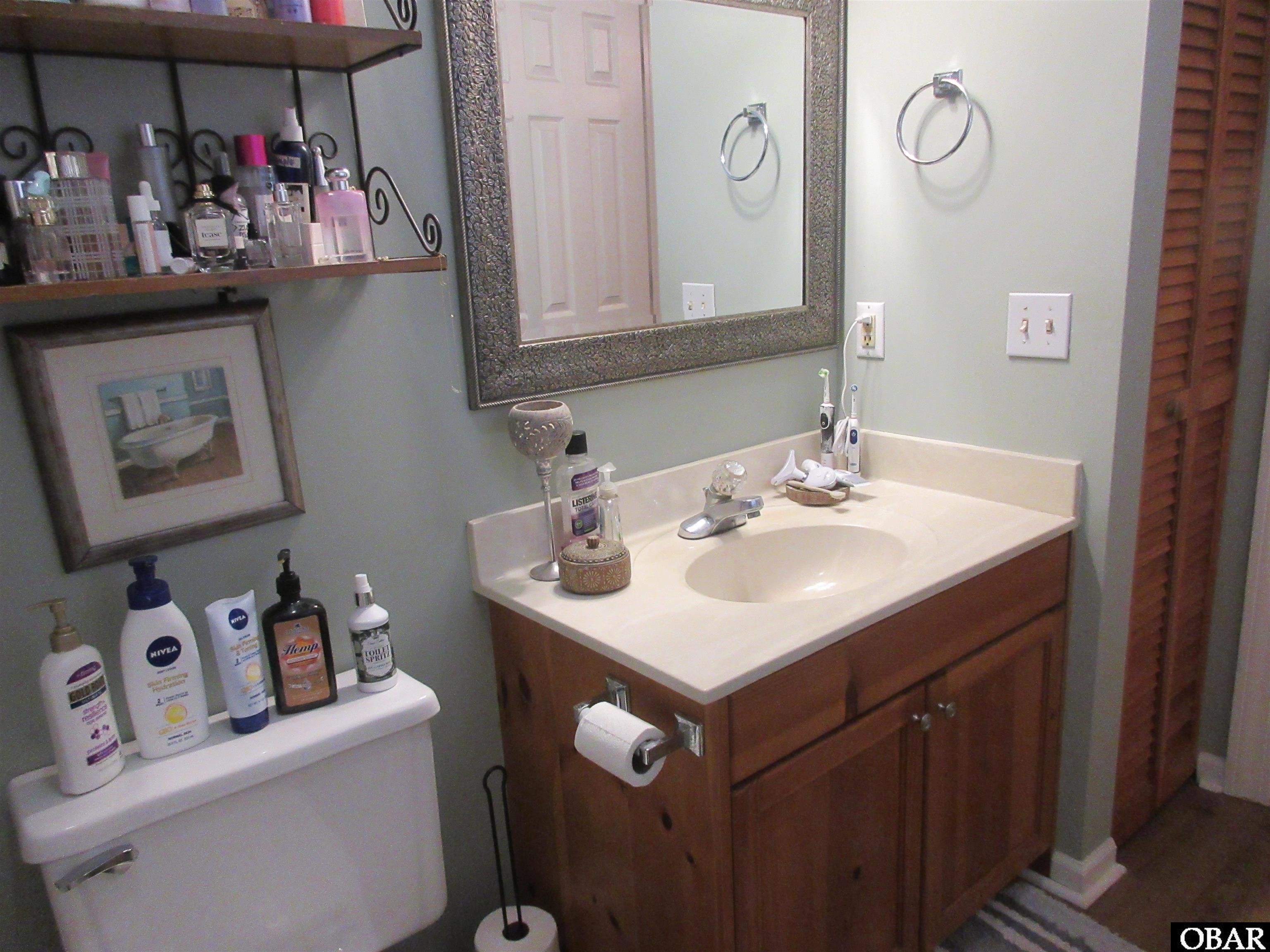 202 Lost Colony Drive, Nags Head, NC 27959, 3 Bedrooms Bedrooms, ,2 BathroomsBathrooms,Residential,For sale,Lost Colony Drive,126301