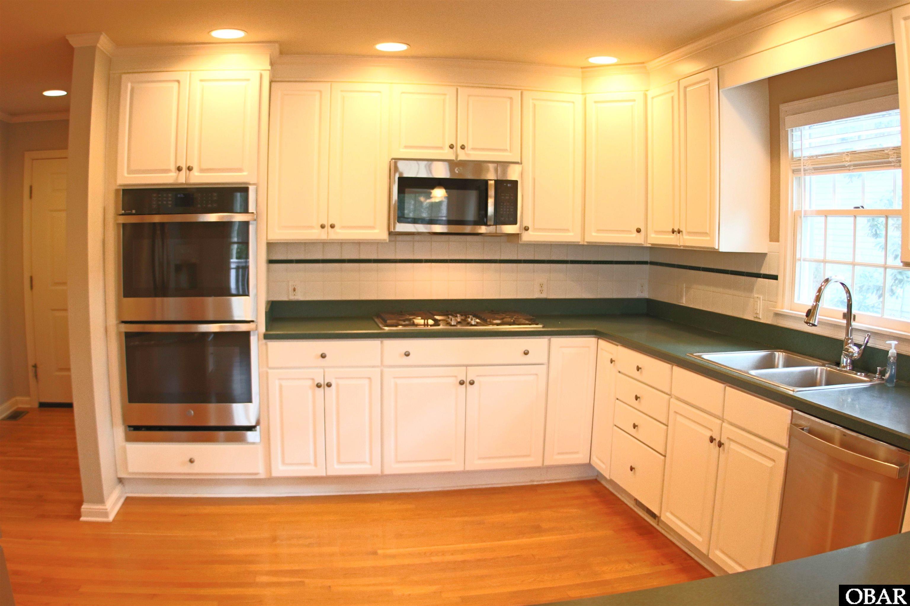 33 Fairway Drive, Southern Shores, NC 27949, 4 Bedrooms Bedrooms, ,4 BathroomsBathrooms,Residential,For sale,Fairway Drive,126369