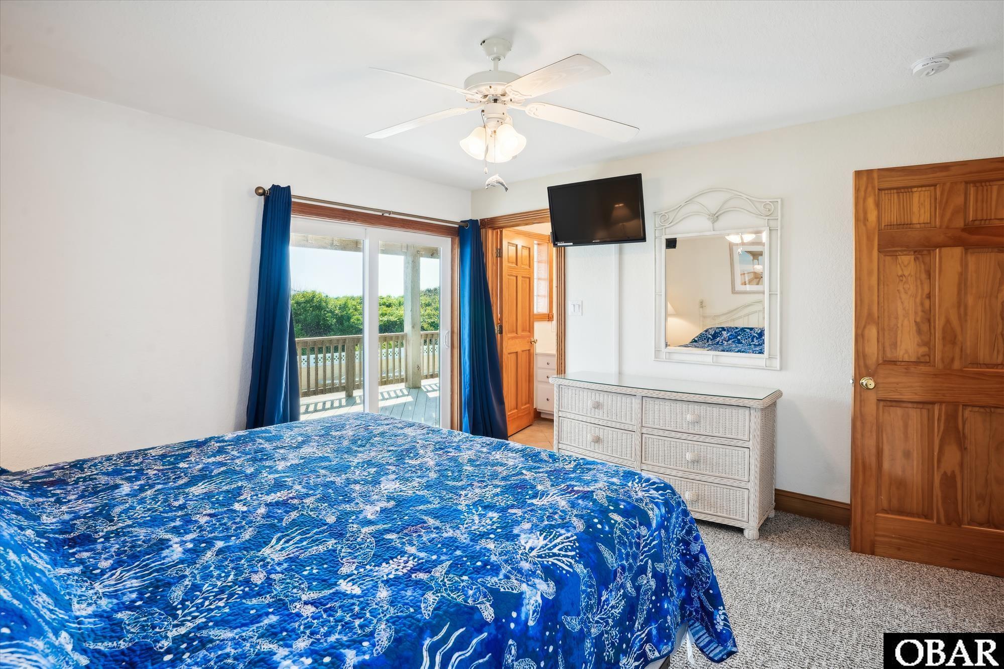 1041 Lighthouse Drive, Corolla, NC 27927, 7 Bedrooms Bedrooms, ,6 BathroomsBathrooms,Residential,For sale,Lighthouse Drive,126395