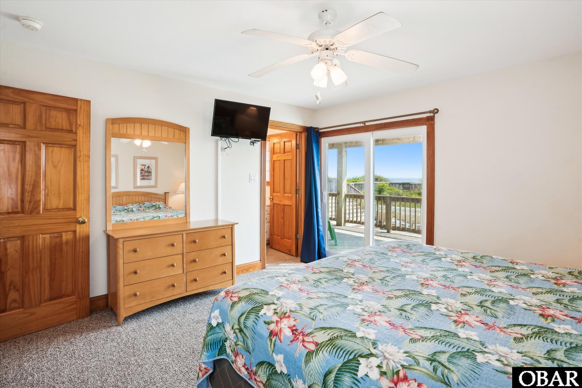1041 Lighthouse Drive, Corolla, NC 27927, 7 Bedrooms Bedrooms, ,6 BathroomsBathrooms,Residential,For sale,Lighthouse Drive,126395