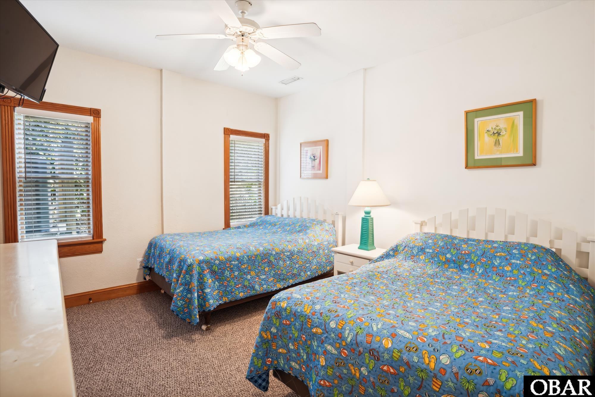 1041 Lighthouse Drive, Corolla, NC 27927, 7 Bedrooms Bedrooms, ,6 BathroomsBathrooms,Residential,For sale,Lighthouse Drive,126395