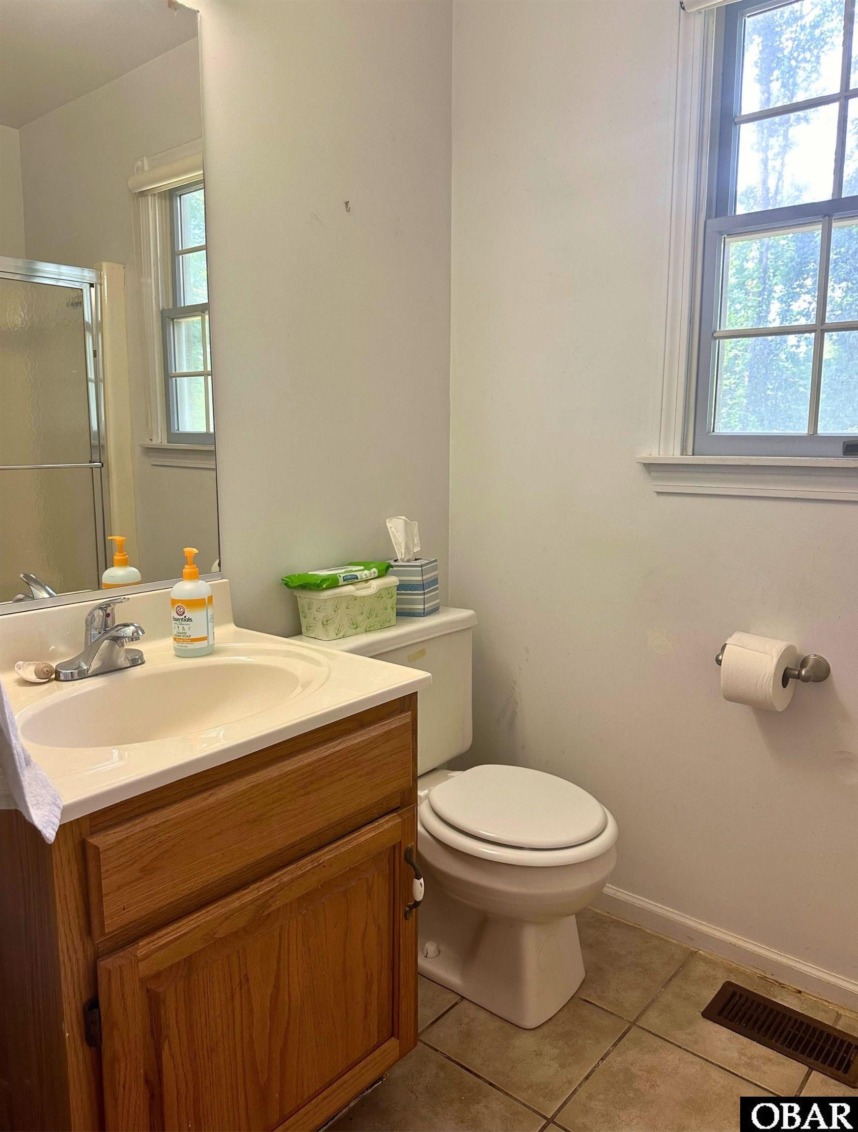 611 Vista Lake Drive, Manteo, NC 27954, 3 Bedrooms Bedrooms, ,2 BathroomsBathrooms,Residential,For sale,Vista Lake Drive,126398