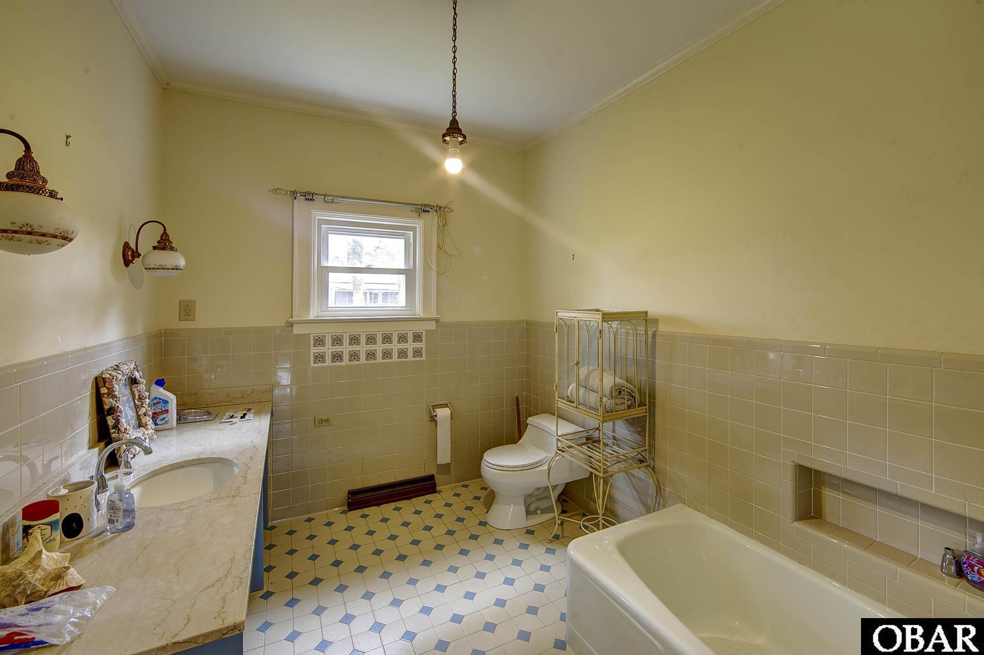 264 Main Street, Swan Quarter, NC 27885, 4 Bedrooms Bedrooms, ,3 BathroomsBathrooms,Residential,For sale,Main Street,126411