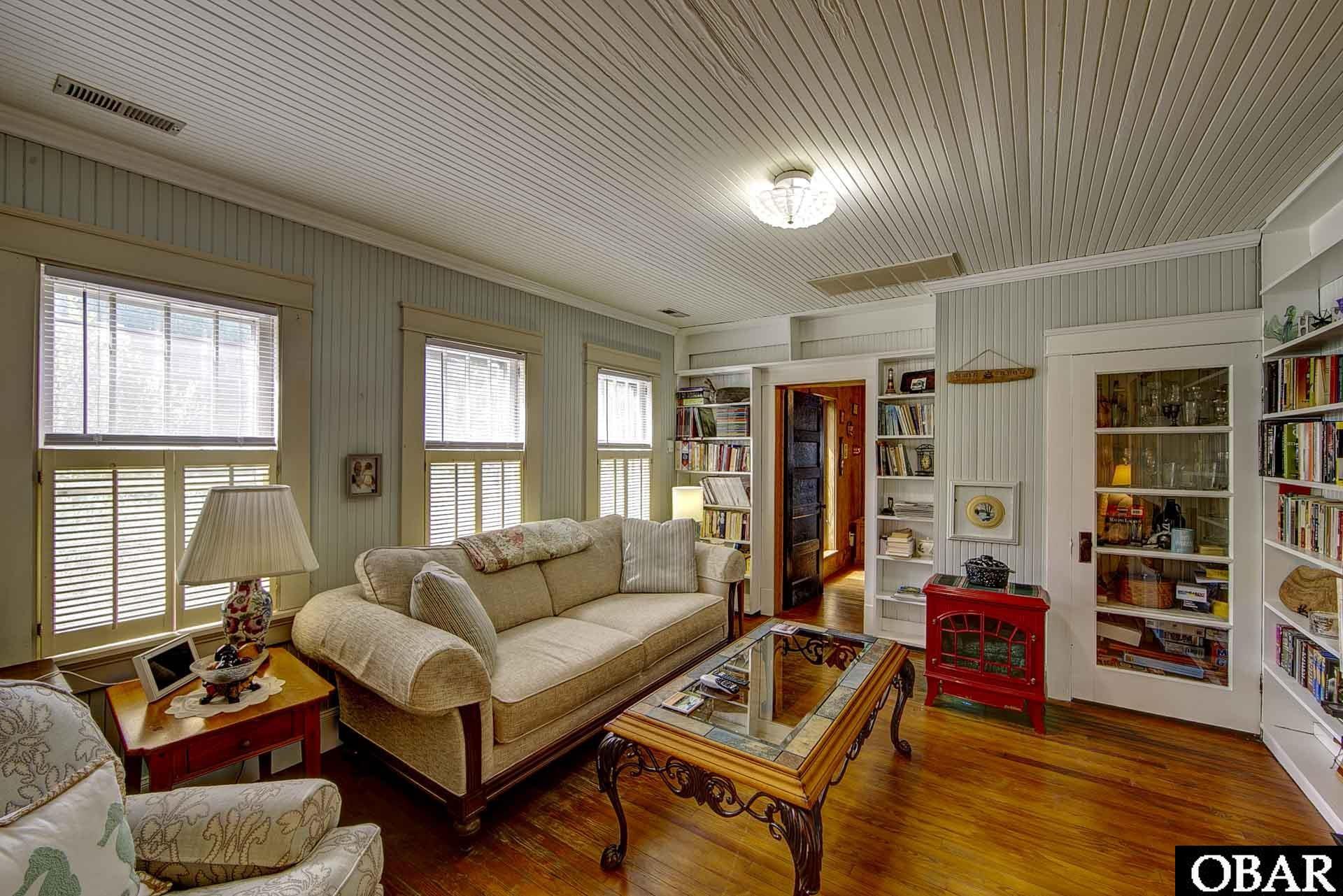 660 Irvin Garrish Highway, Ocracoke, NC 27960-0000, 6 Bedrooms Bedrooms, ,2 BathroomsBathrooms,Residential,For sale,Irvin Garrish Highway,126419