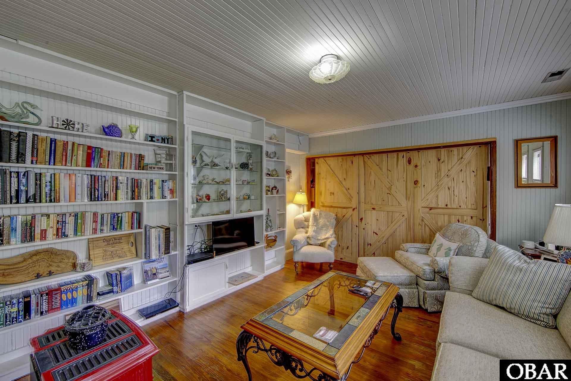 660 Irvin Garrish Highway, Ocracoke, NC 27960-0000, 6 Bedrooms Bedrooms, ,2 BathroomsBathrooms,Residential,For sale,Irvin Garrish Highway,126419