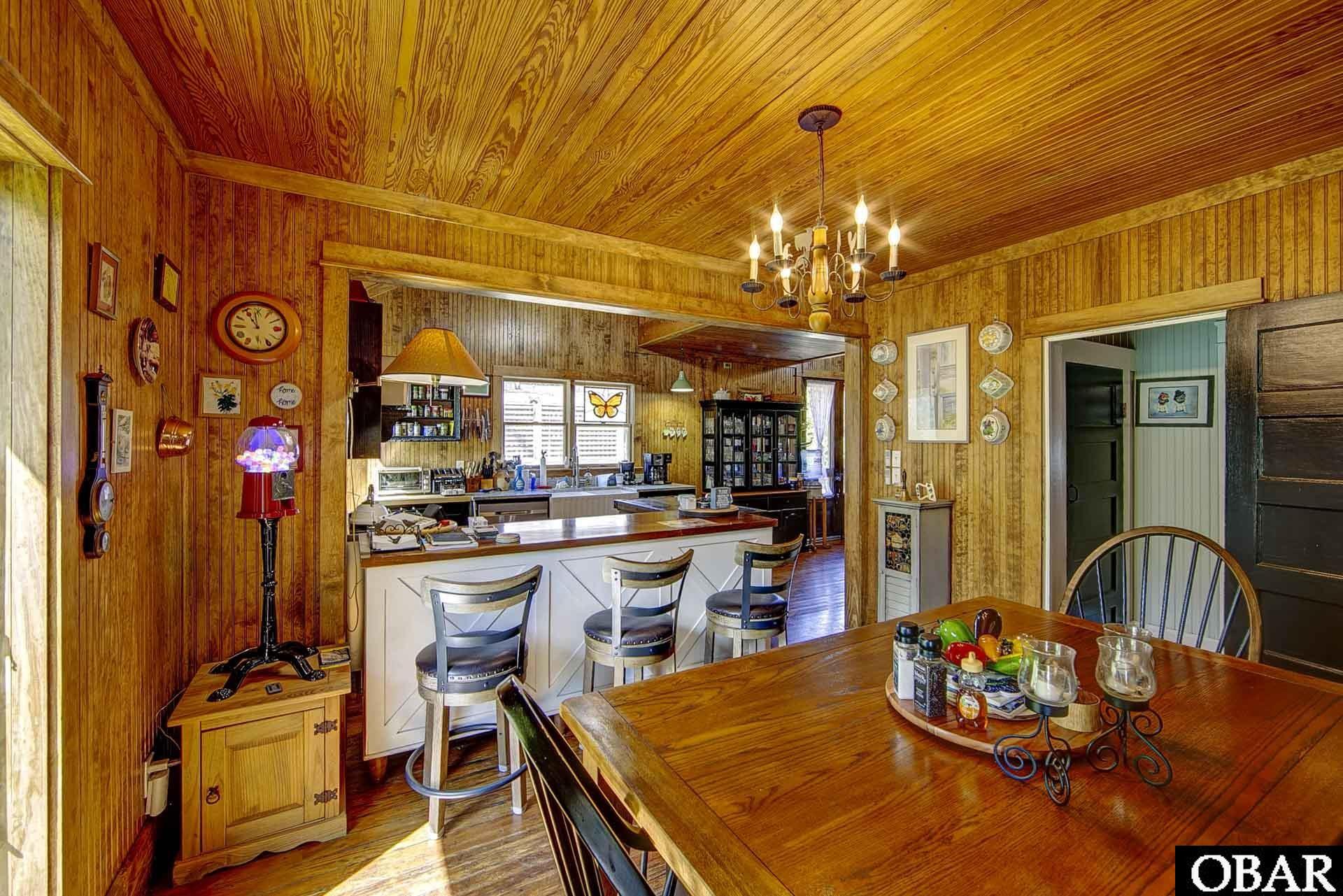 660 Irvin Garrish Highway, Ocracoke, NC 27960-0000, 6 Bedrooms Bedrooms, ,2 BathroomsBathrooms,Residential,For sale,Irvin Garrish Highway,126419