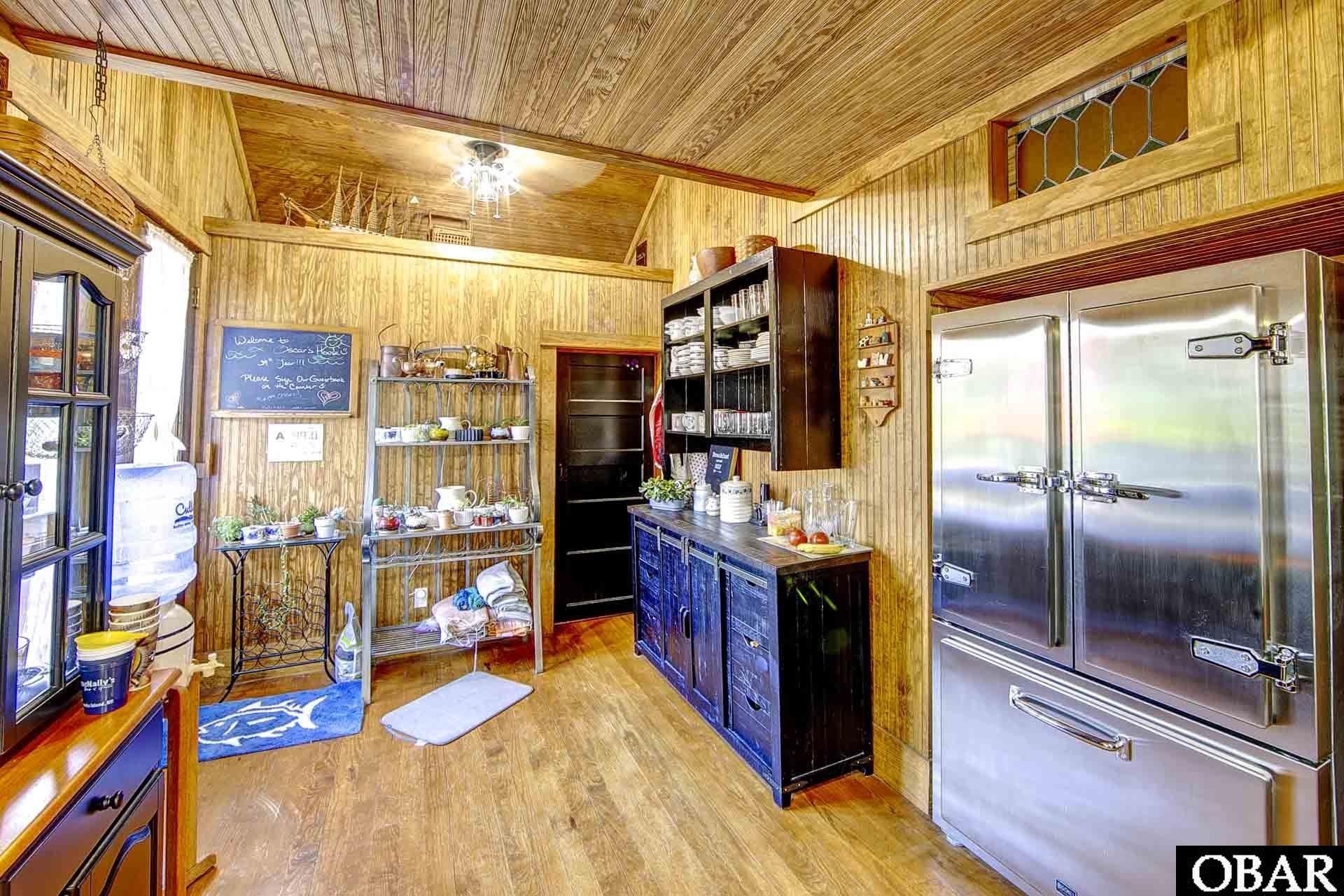 660 Irvin Garrish Highway, Ocracoke, NC 27960-0000, 6 Bedrooms Bedrooms, ,2 BathroomsBathrooms,Residential,For sale,Irvin Garrish Highway,126419