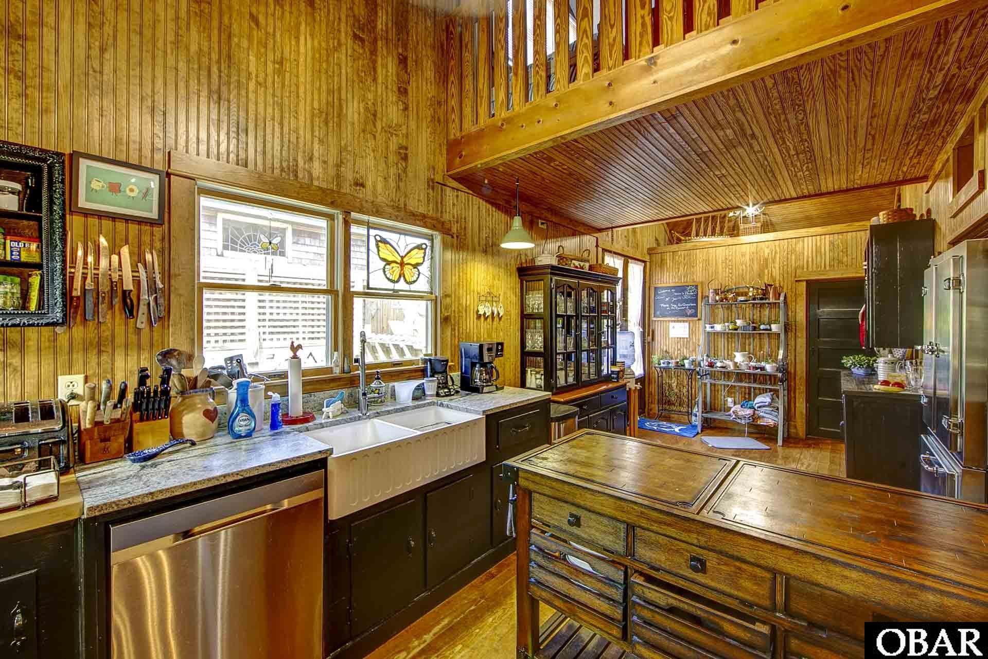 660 Irvin Garrish Highway, Ocracoke, NC 27960-0000, 6 Bedrooms Bedrooms, ,2 BathroomsBathrooms,Residential,For sale,Irvin Garrish Highway,126419