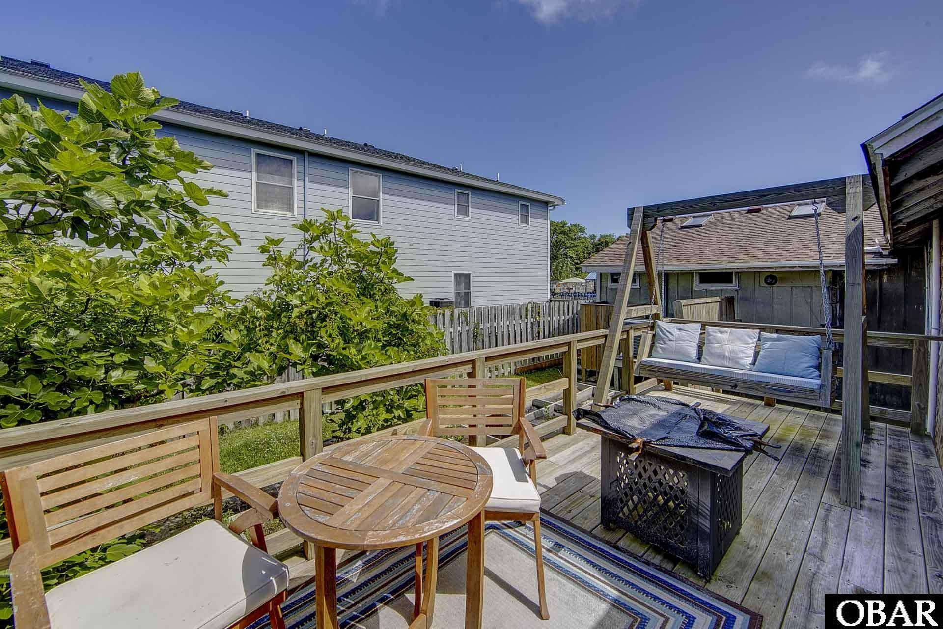 660 Irvin Garrish Highway, Ocracoke, NC 27960-0000, 6 Bedrooms Bedrooms, ,2 BathroomsBathrooms,Residential,For sale,Irvin Garrish Highway,126419