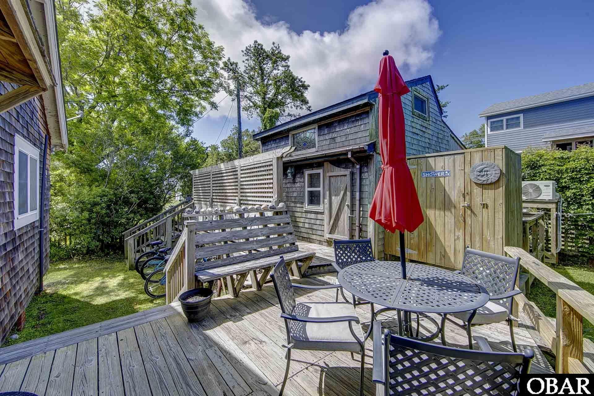 660 Irvin Garrish Highway, Ocracoke, NC 27960-0000, 6 Bedrooms Bedrooms, ,2 BathroomsBathrooms,Residential,For sale,Irvin Garrish Highway,126419