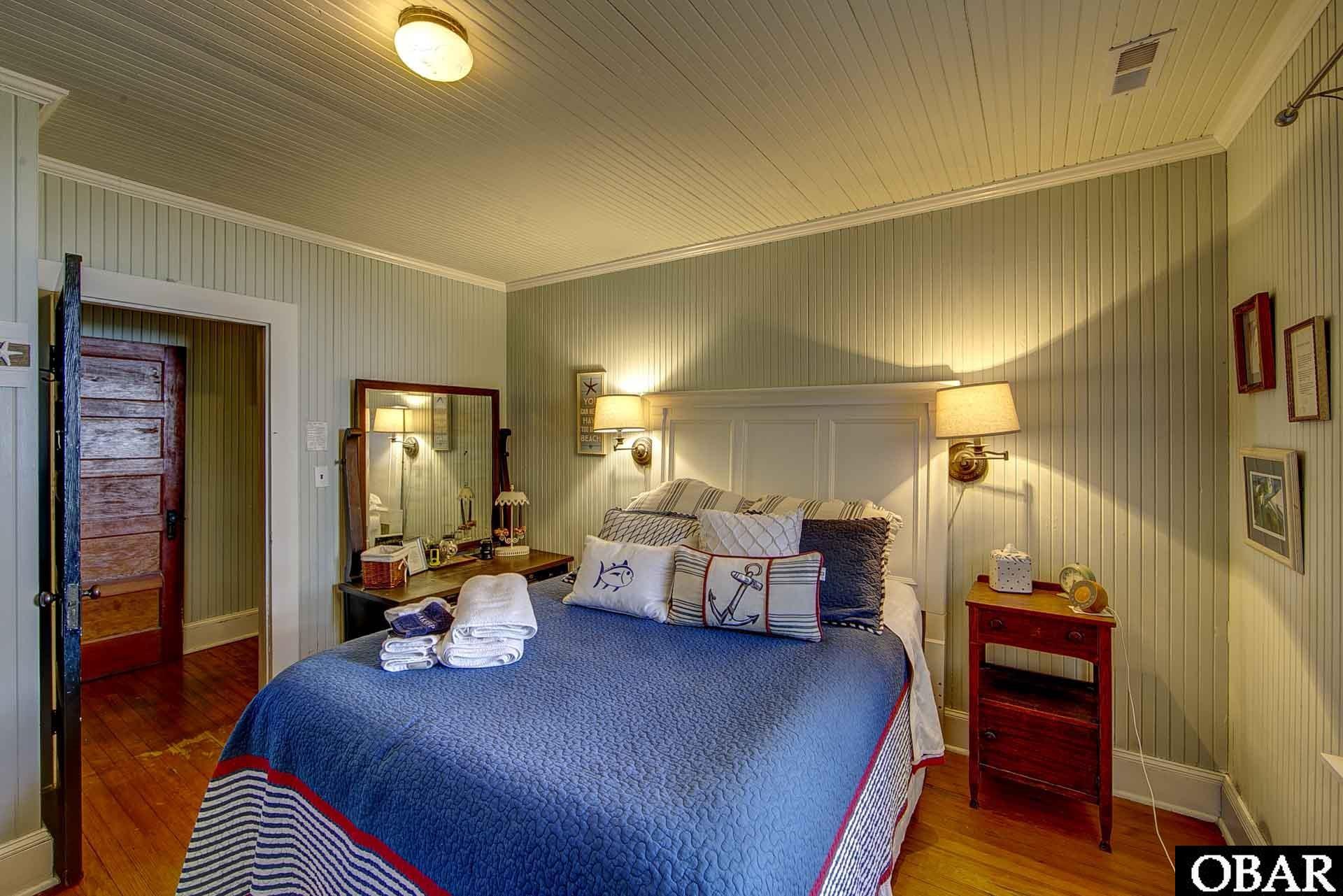 660 Irvin Garrish Highway, Ocracoke, NC 27960-0000, 6 Bedrooms Bedrooms, ,2 BathroomsBathrooms,Residential,For sale,Irvin Garrish Highway,126419