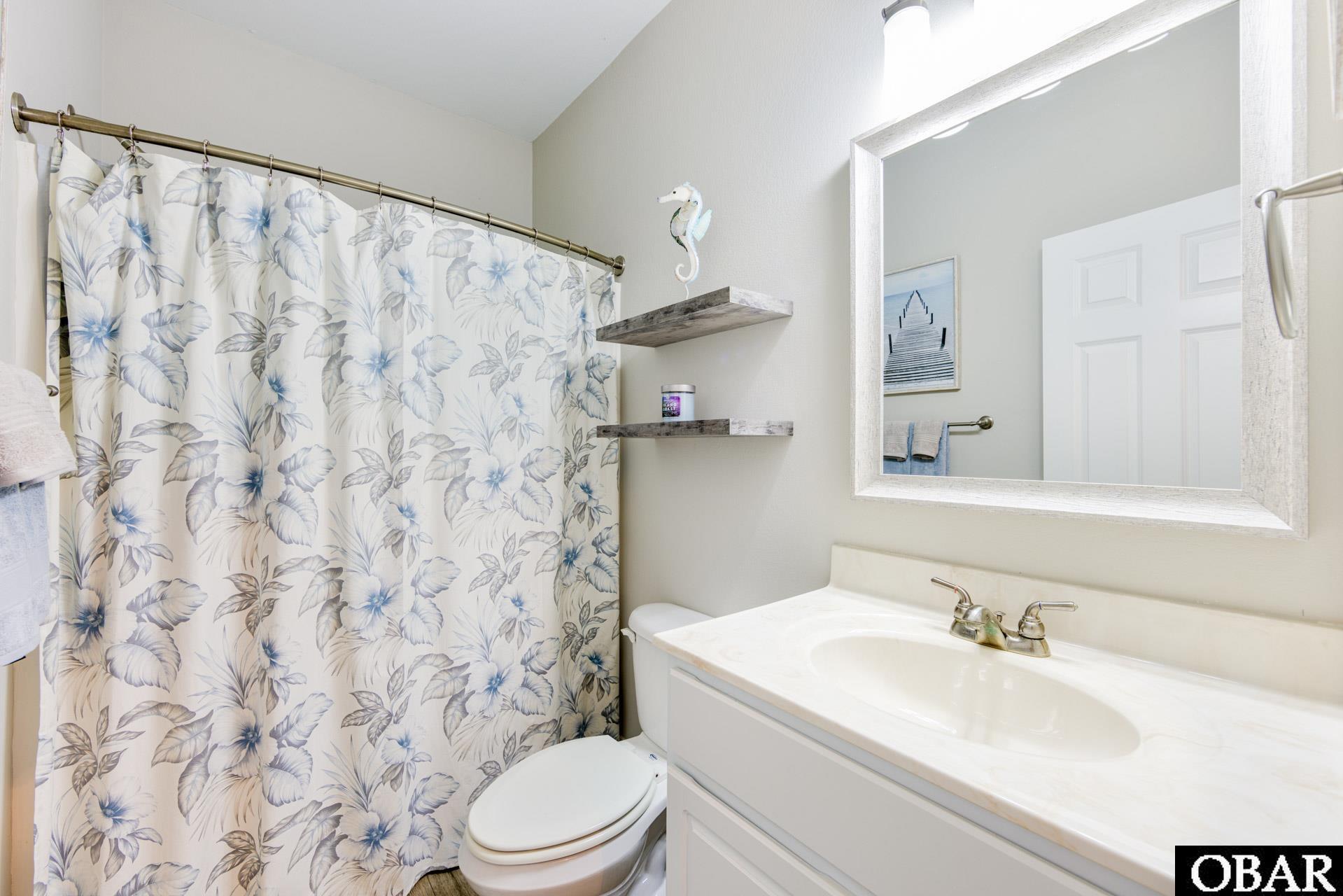 106 Flats Court, Manteo, NC 27954, 3 Bedrooms Bedrooms, ,2 BathroomsBathrooms,Residential,For sale,Flats Court,126437