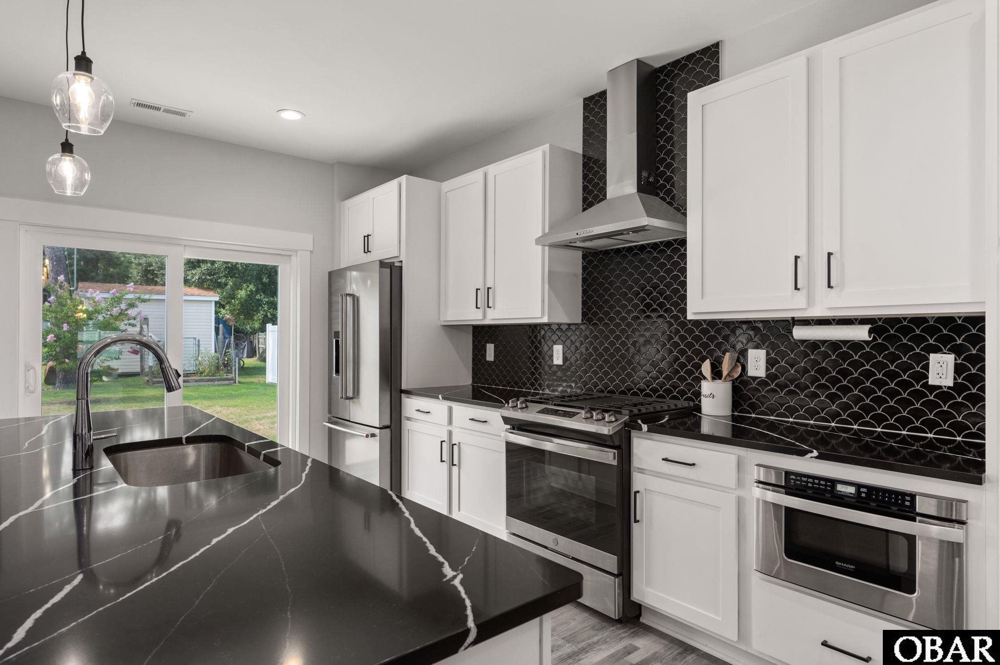 708 Harmony Lane, Kill Devil Hills, NC 27948, 4 Bedrooms Bedrooms, ,3 BathroomsBathrooms,Residential,For sale,Harmony Lane,126441