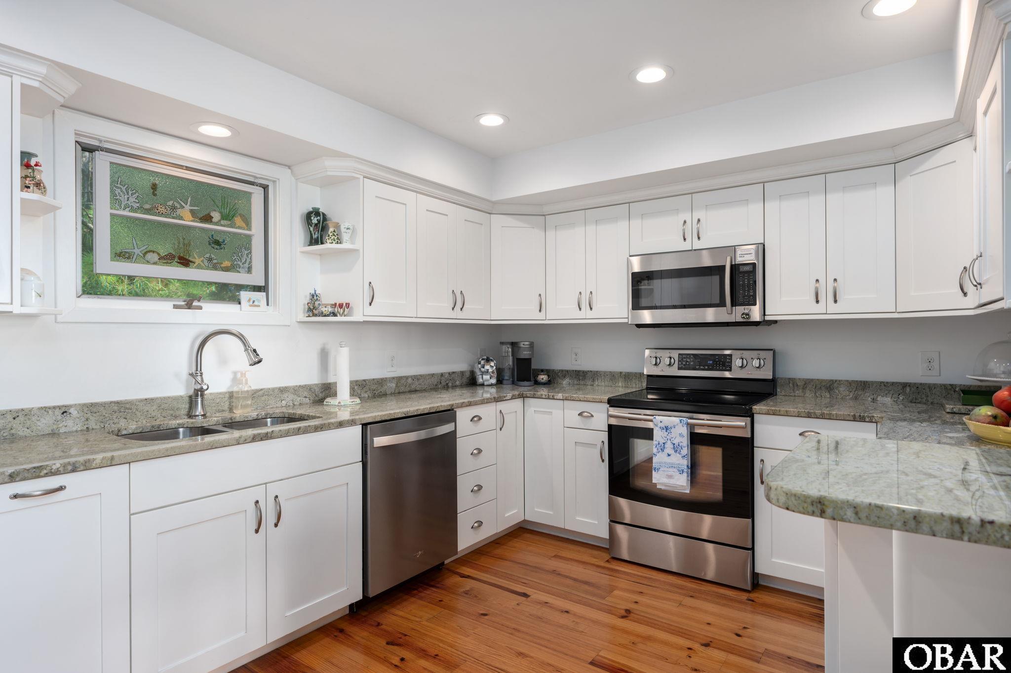 140 Baycliff Trail, Kill Devil Hills, NC 27948, 3 Bedrooms Bedrooms, ,2 BathroomsBathrooms,Residential,For sale,Baycliff Trail,126461