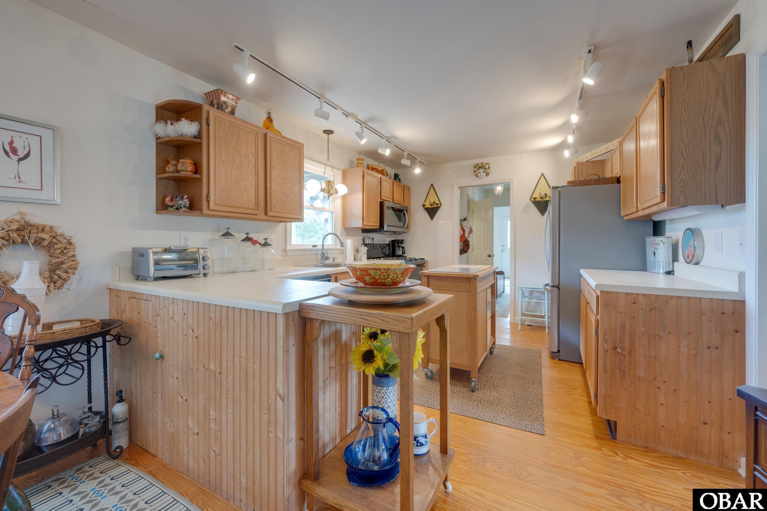202 Sea Oats Lane, Southern Shores, NC 27949, 4 Bedrooms Bedrooms, ,3 BathroomsBathrooms,Residential,For sale,Sea Oats Lane,126473