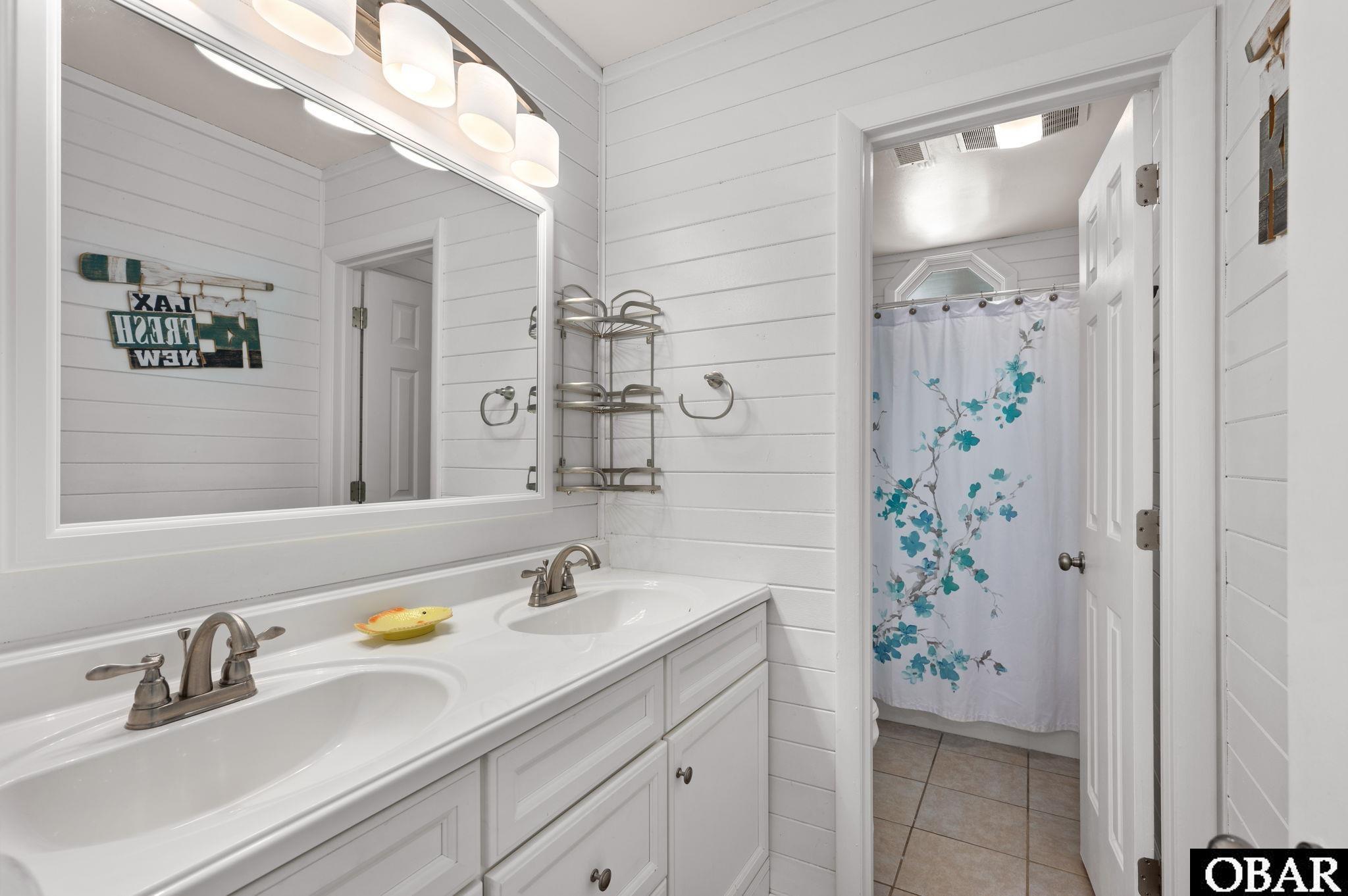23363 NC 12 Highway, Rodanthe, NC 27968, 5 Bedrooms Bedrooms, ,4 BathroomsBathrooms,Residential,For sale,NC 12 Highway,126475