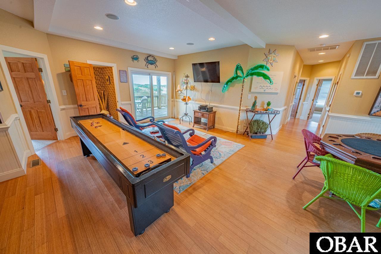 27211 Sunrise Court, Salvo, NC 27972, 7 Bedrooms Bedrooms, ,7 BathroomsBathrooms,Residential,For sale,Sunrise Court,126477