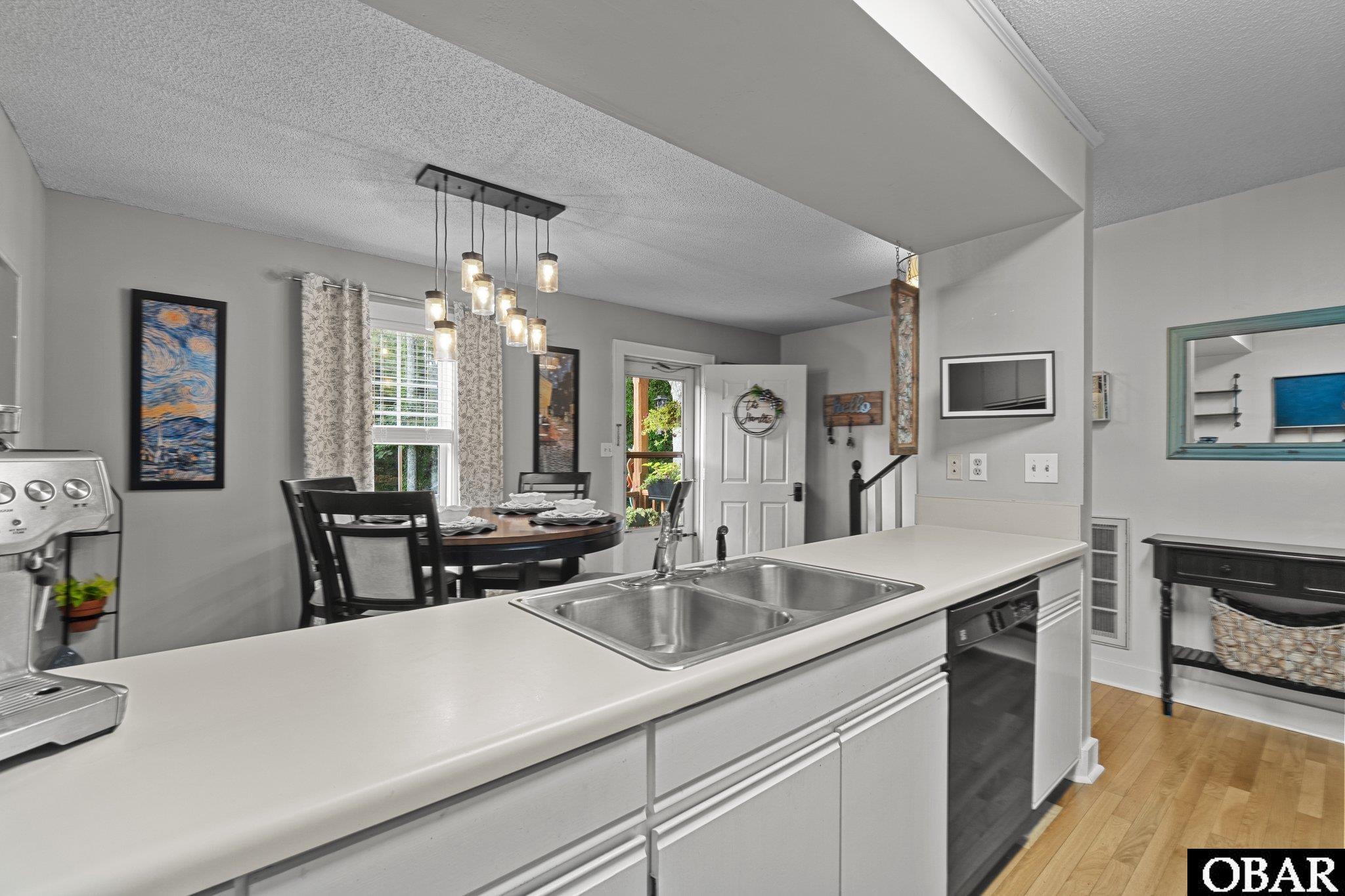 2 Croatan Court, Manteo, NC 27954, 2 Bedrooms Bedrooms, ,1 BathroomBathrooms,Residential,For sale,Croatan Court,126479