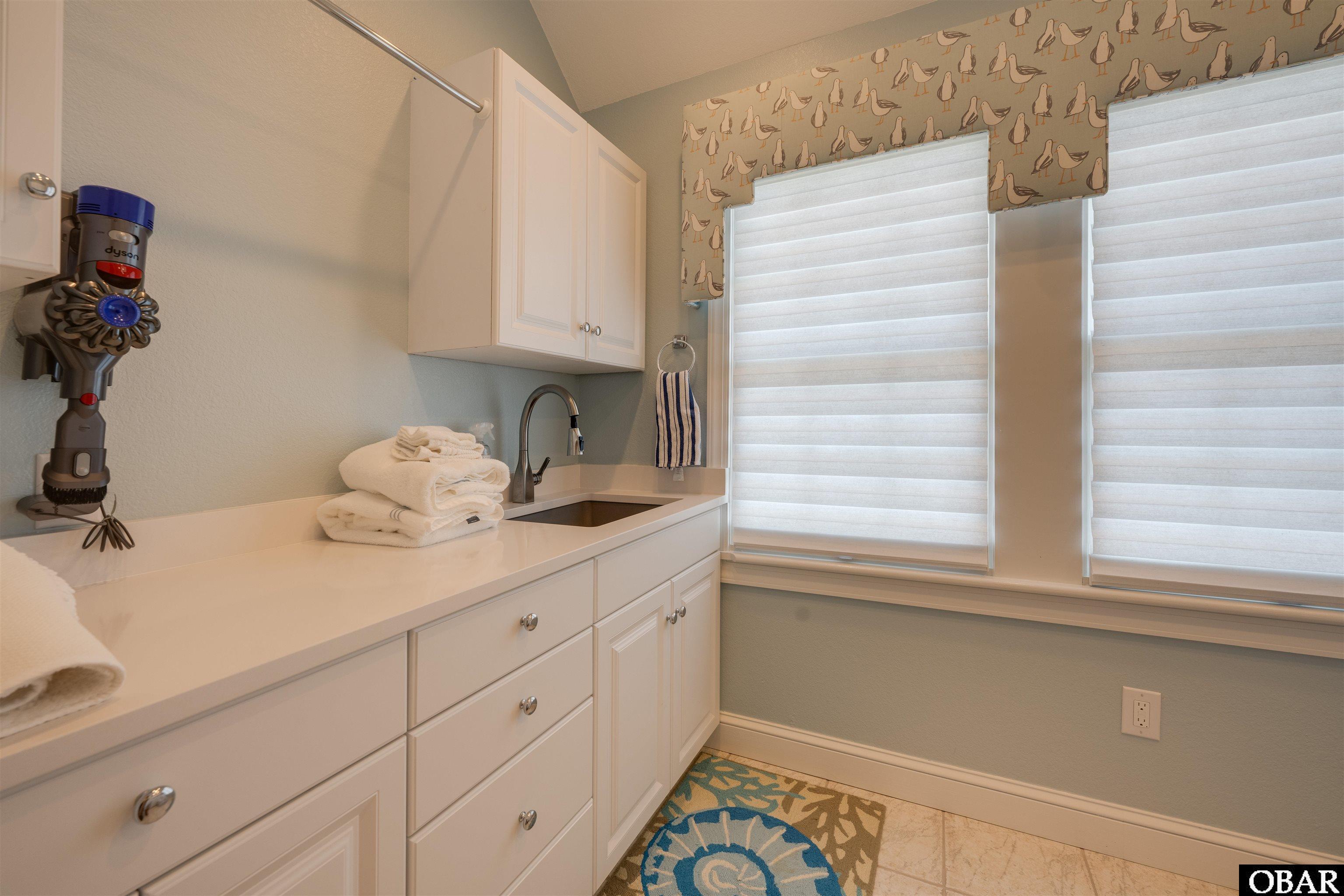 742 Dotties Walk, Corolla, NC 27927, 7 Bedrooms Bedrooms, ,6 BathroomsBathrooms,Residential,For sale,Dotties Walk,126506