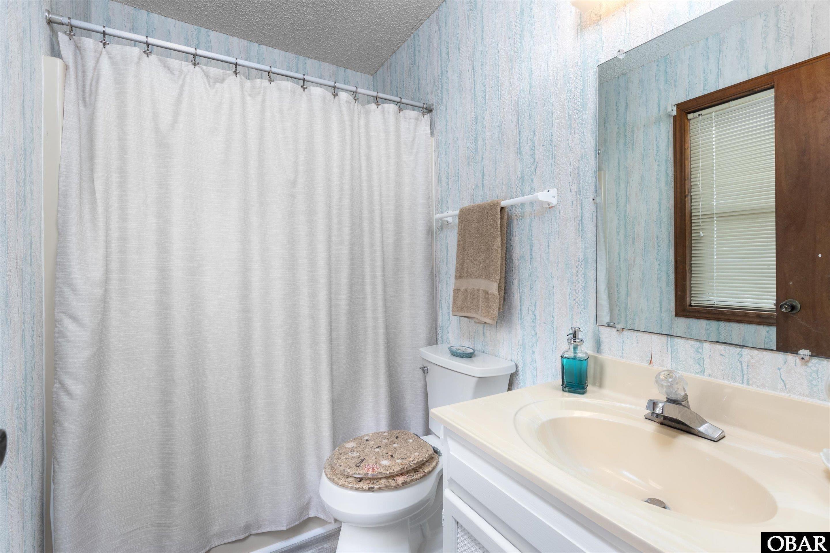 138 Bayberry Drive, Duck, NC 27949, 4 Bedrooms Bedrooms, ,4 BathroomsBathrooms,Residential,For sale,Bayberry Drive,126510