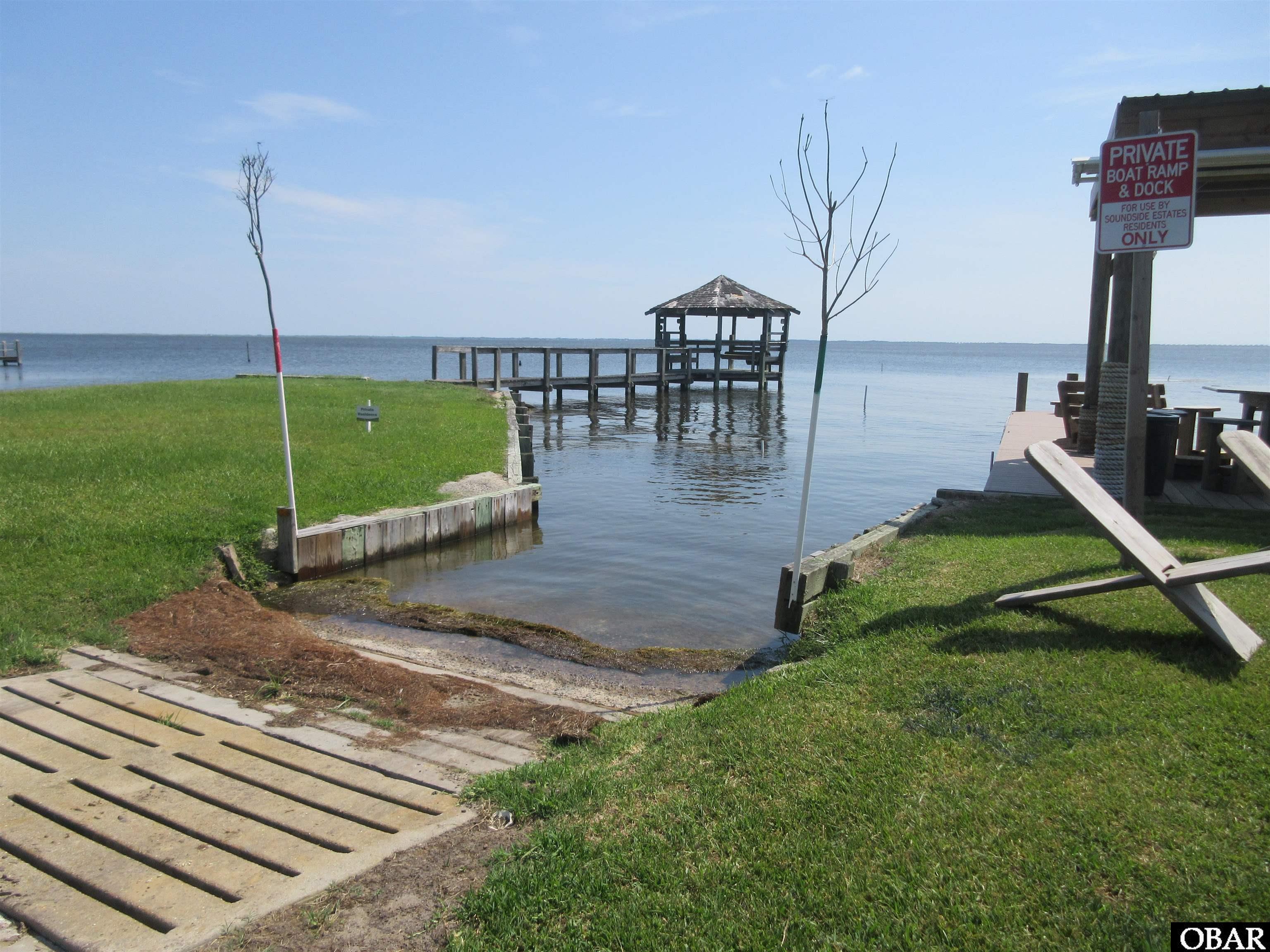 Small boat ramp