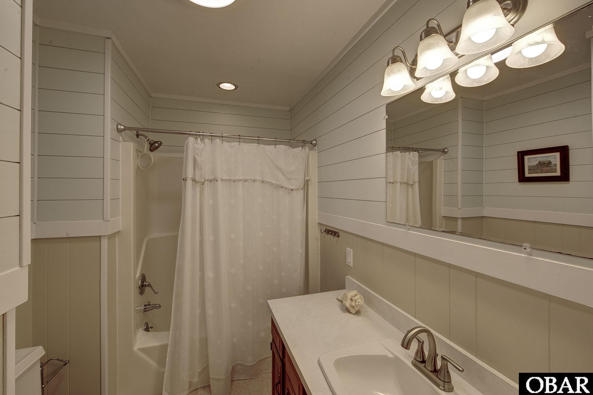 58211 Sand Road, Hatteras, NC 27943, 3 Bedrooms Bedrooms, ,2 BathroomsBathrooms,Residential,For sale,Sand Road,126555