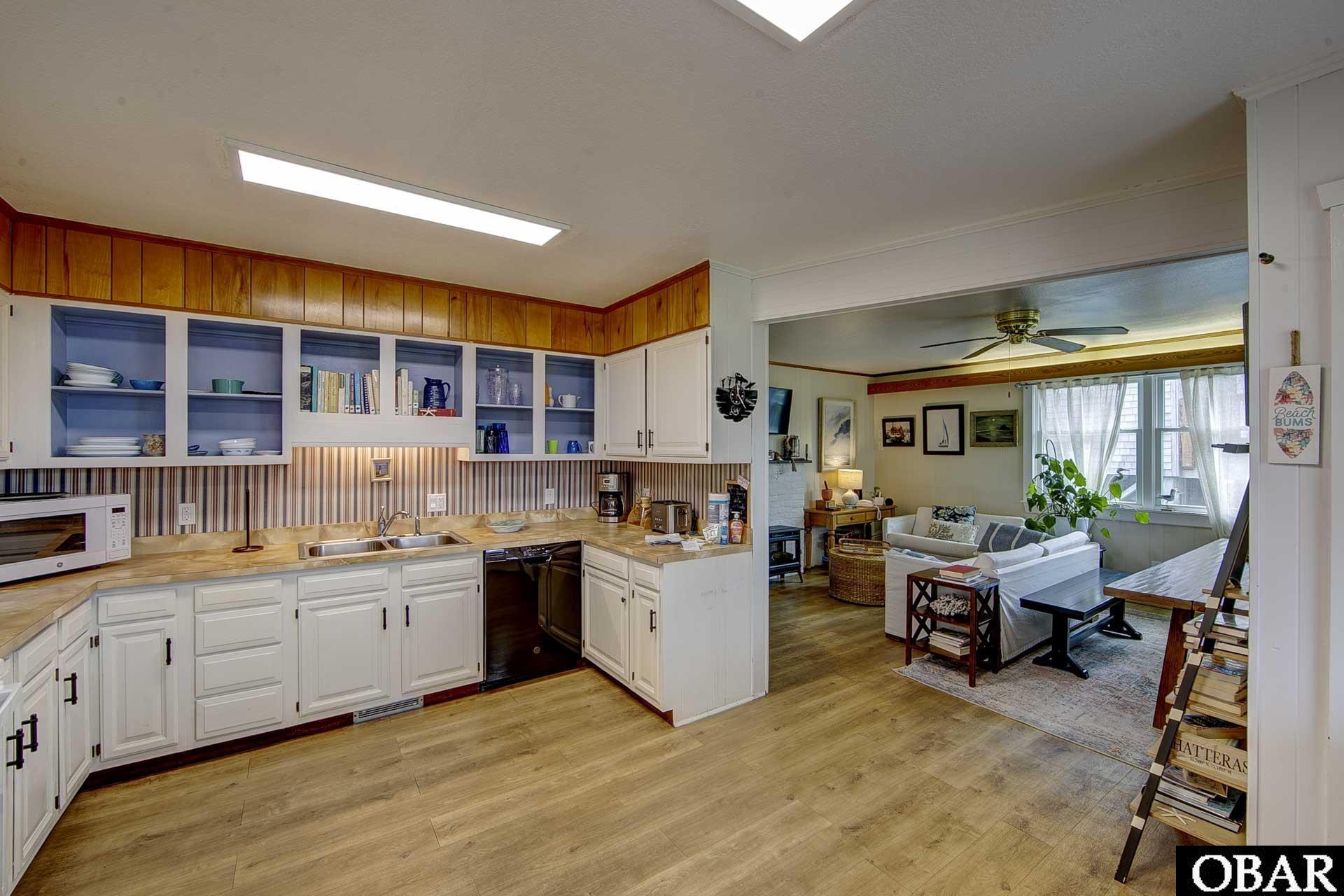 58211 Sand Road, Hatteras, NC 27943, 3 Bedrooms Bedrooms, ,2 BathroomsBathrooms,Residential,For sale,Sand Road,126555