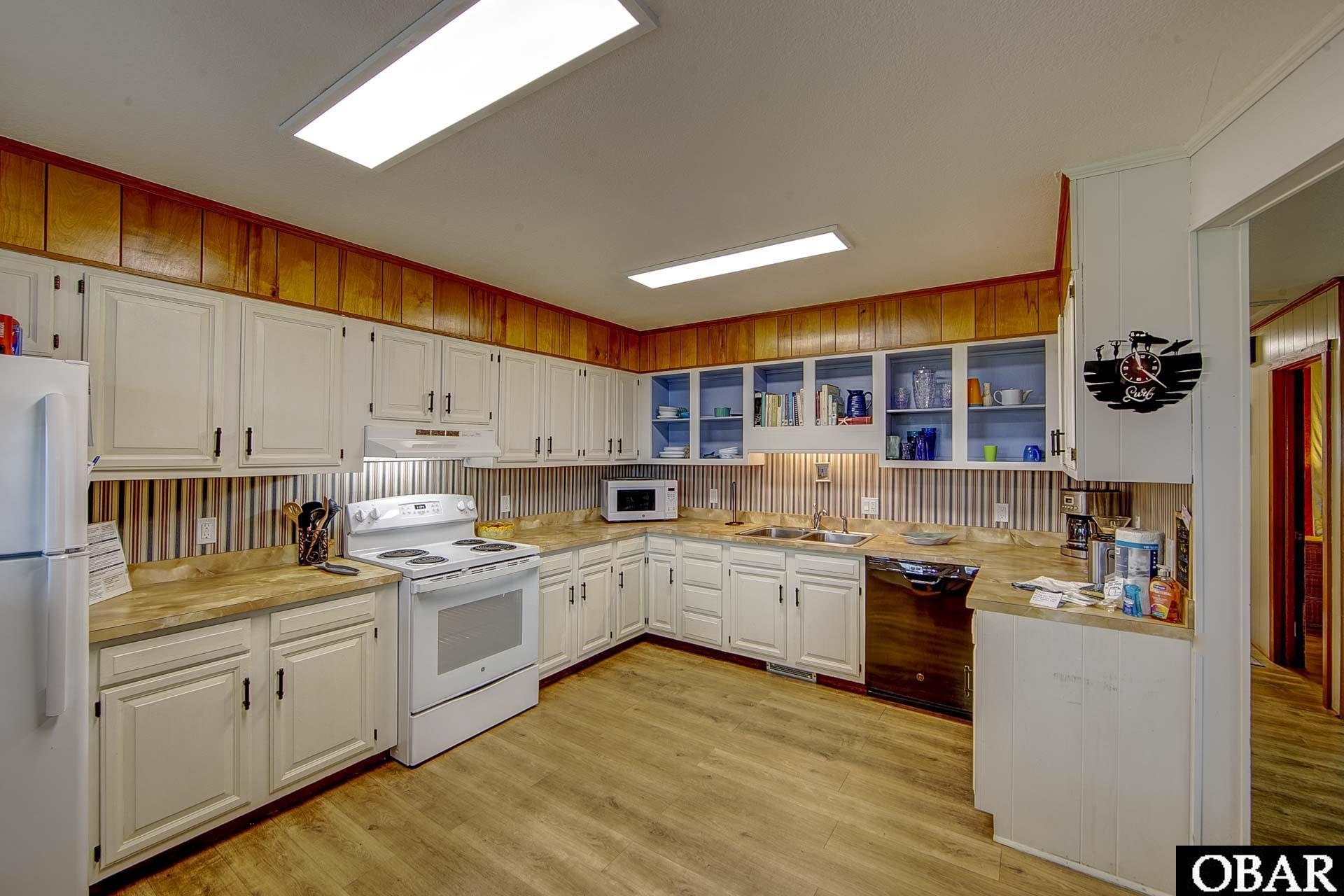 58211 Sand Road, Hatteras, NC 27943, 3 Bedrooms Bedrooms, ,2 BathroomsBathrooms,Residential,For sale,Sand Road,126555