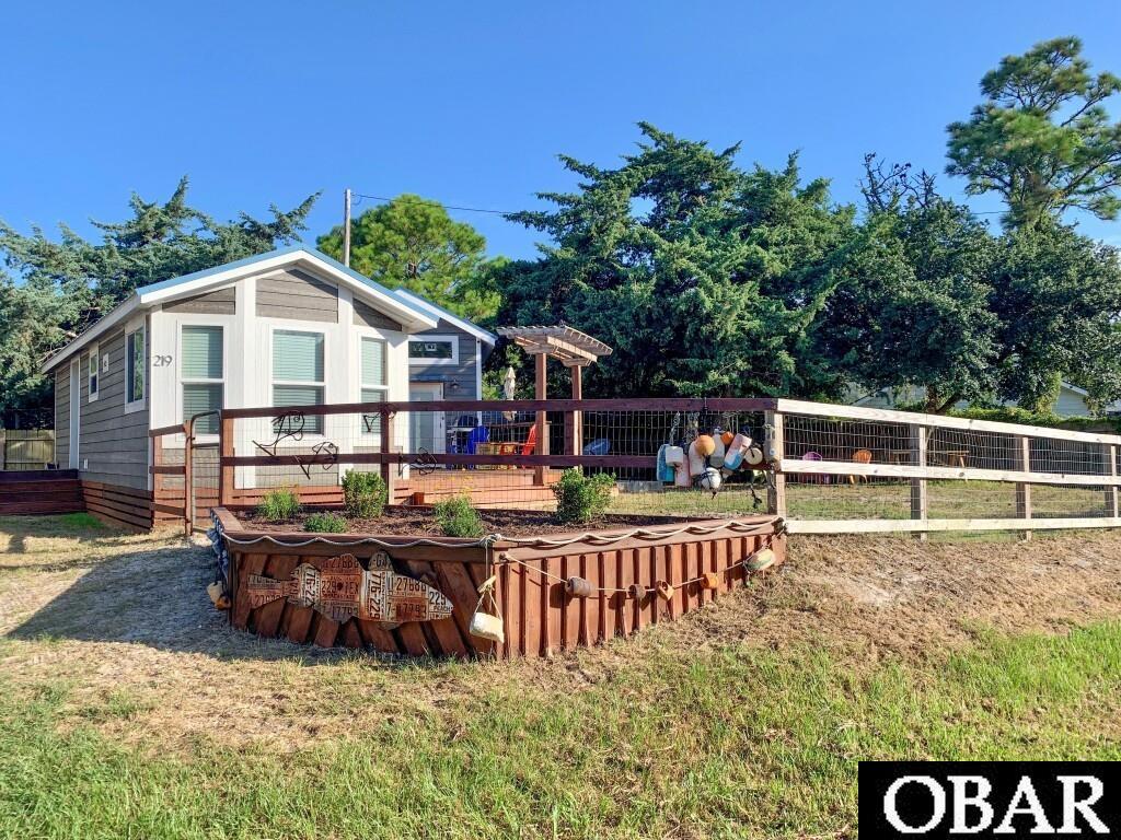 219 Sand Dollar Road, Ocracoke, NC 27960, 2 Bedrooms Bedrooms, ,1 BathroomBathrooms,Residential,For sale,Sand Dollar Road,126557