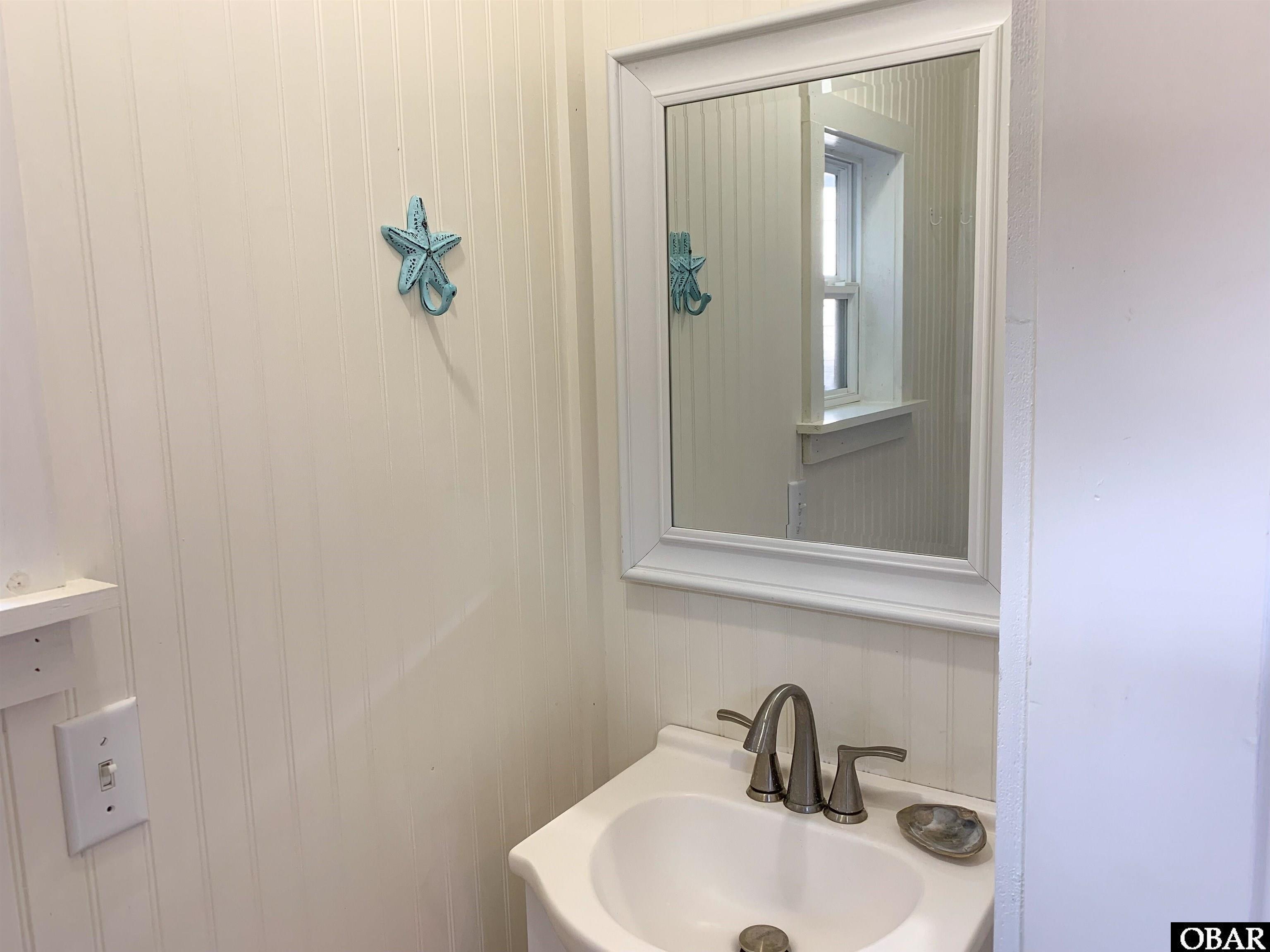 219 Sand Dollar Road, Ocracoke, NC 27960, 2 Bedrooms Bedrooms, ,1 BathroomBathrooms,Residential,For sale,Sand Dollar Road,126557